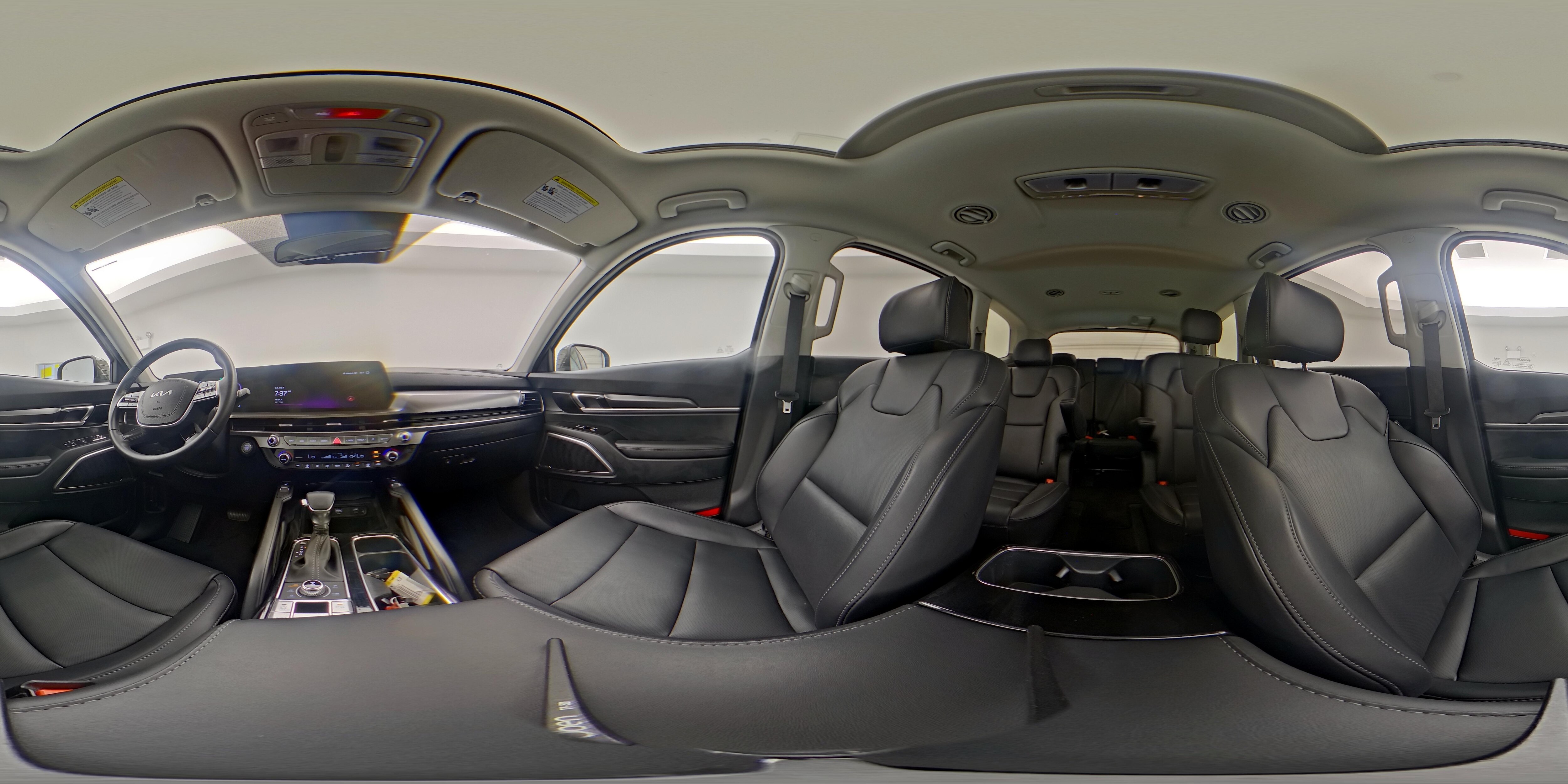 2025 Kia Telluride S - Photo 26