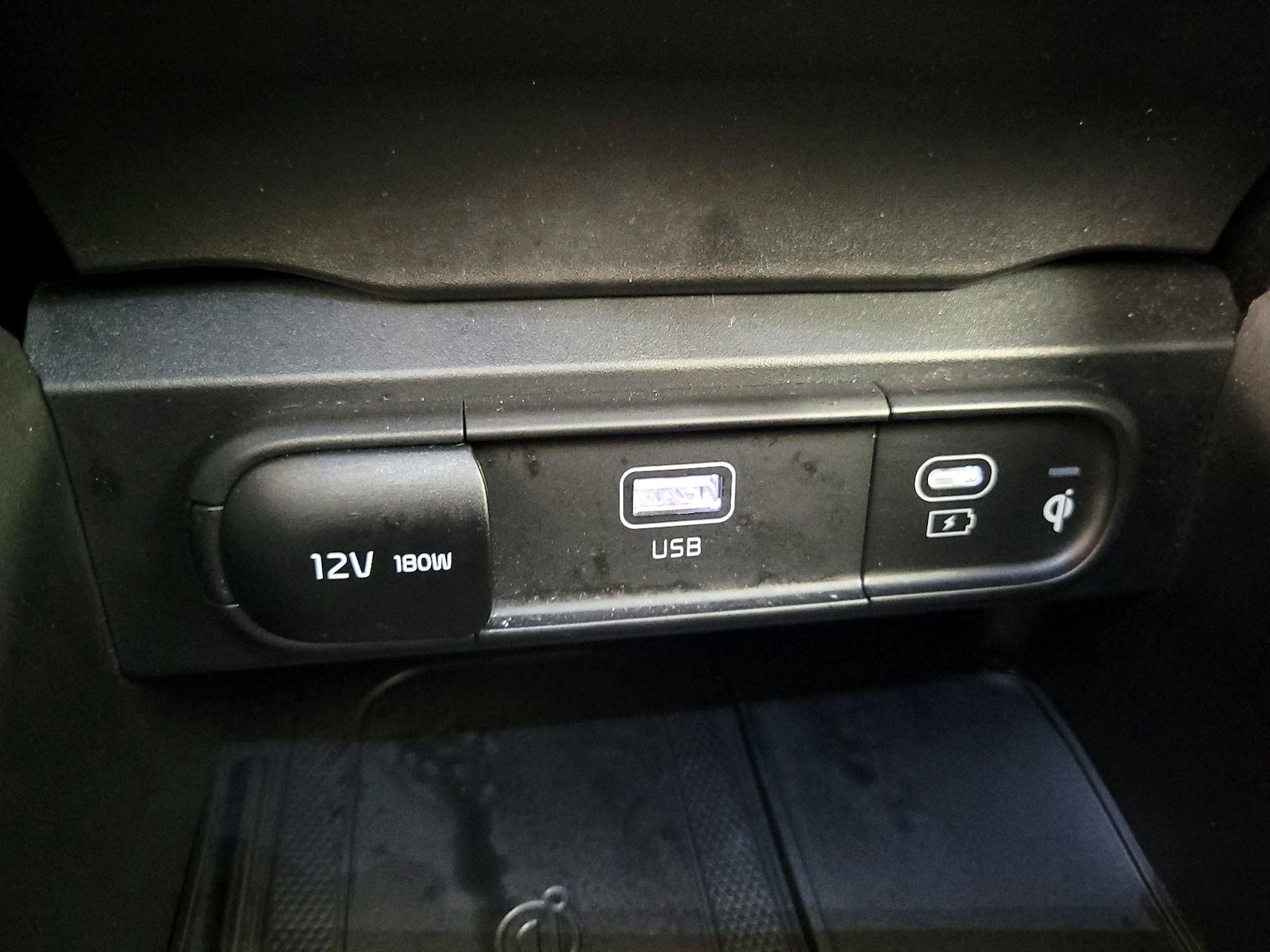 2025 Kia Telluride S - Photo 19