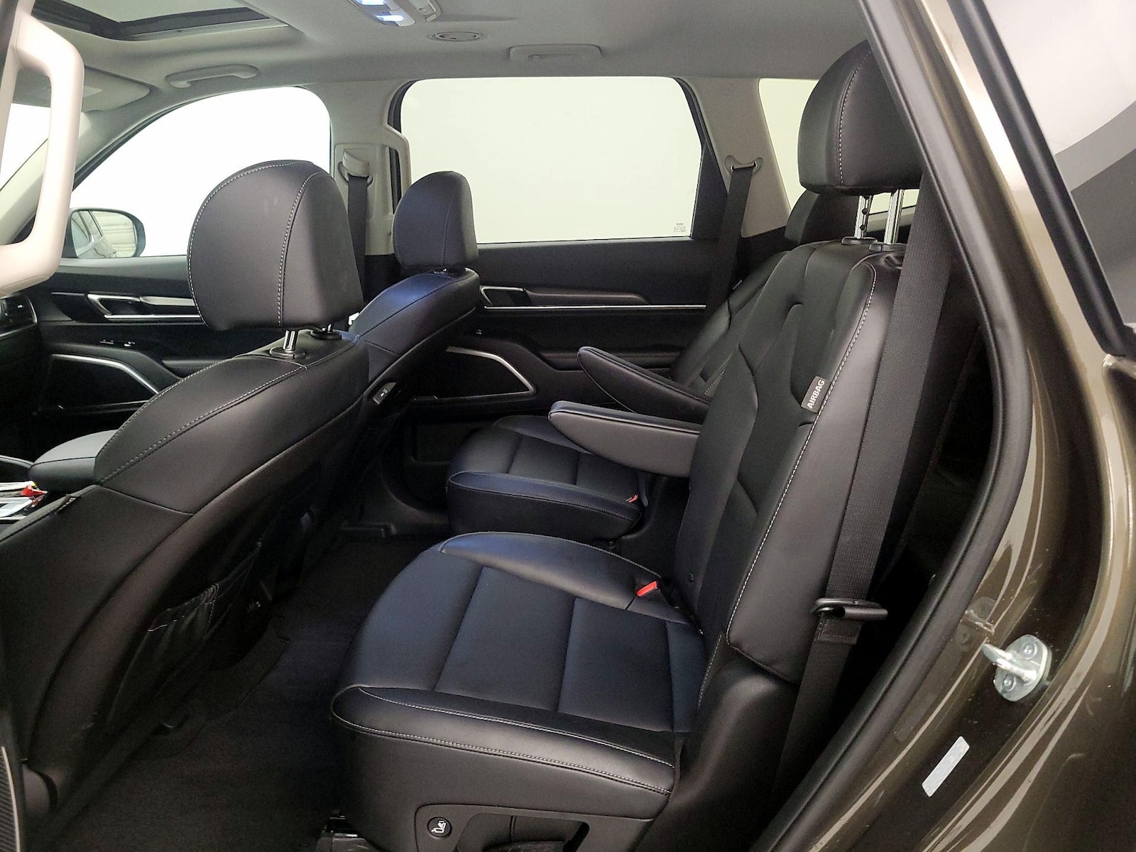 2025 Kia Telluride S - Photo 21