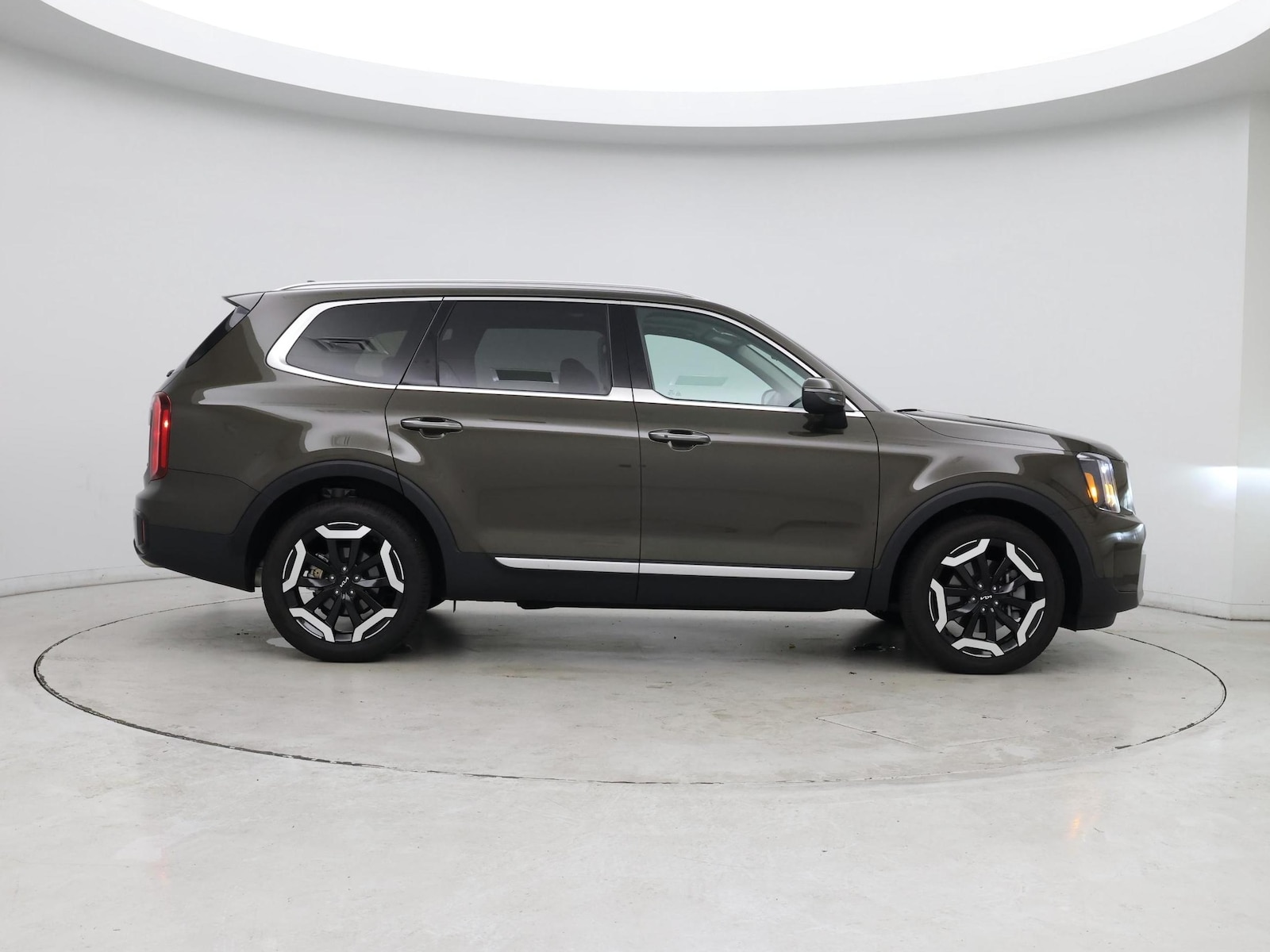 2025 Kia Telluride S - Photo 8