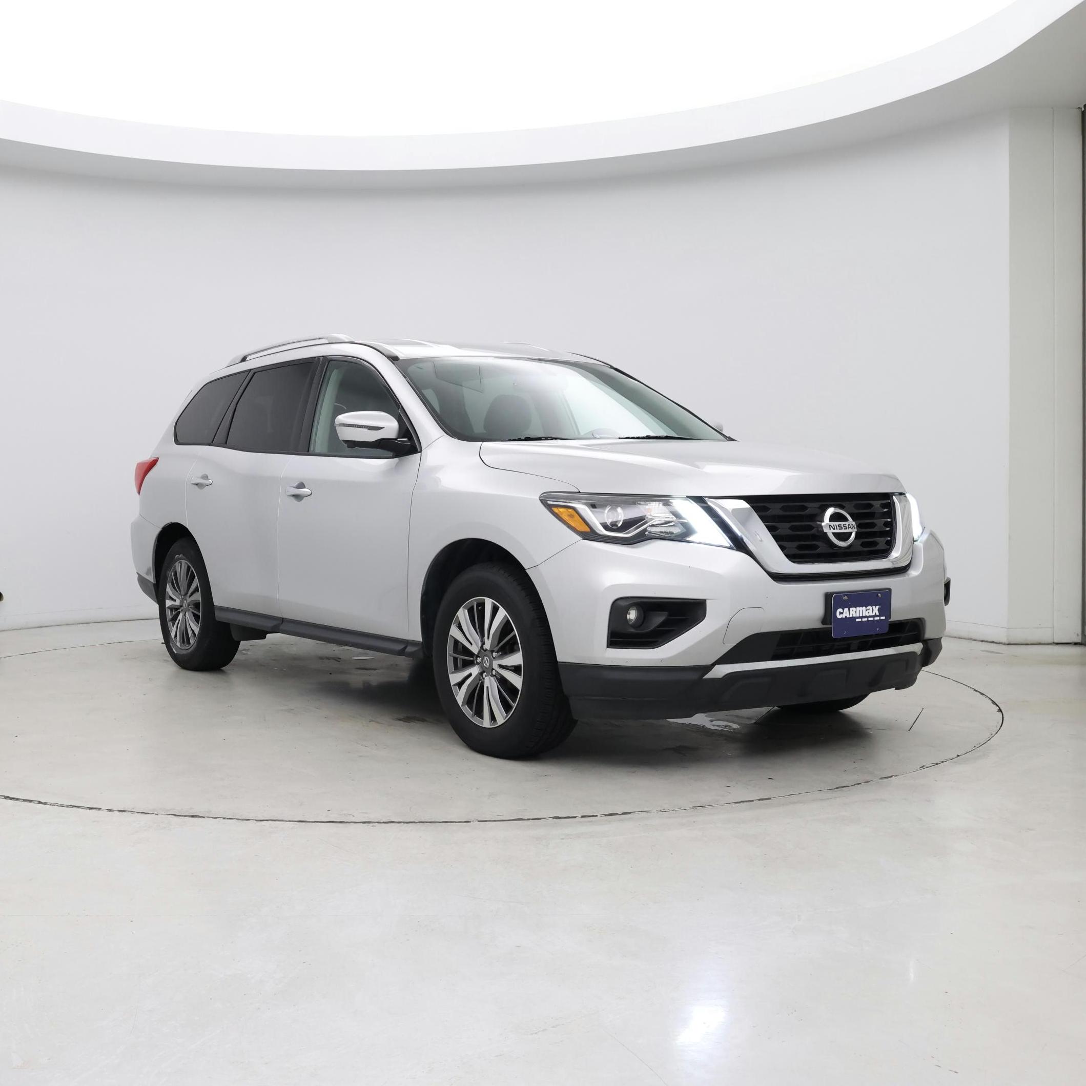 Silver 2019 Nissan Pathfinder SUV / Crossover Four-Wheel Drive Automatic