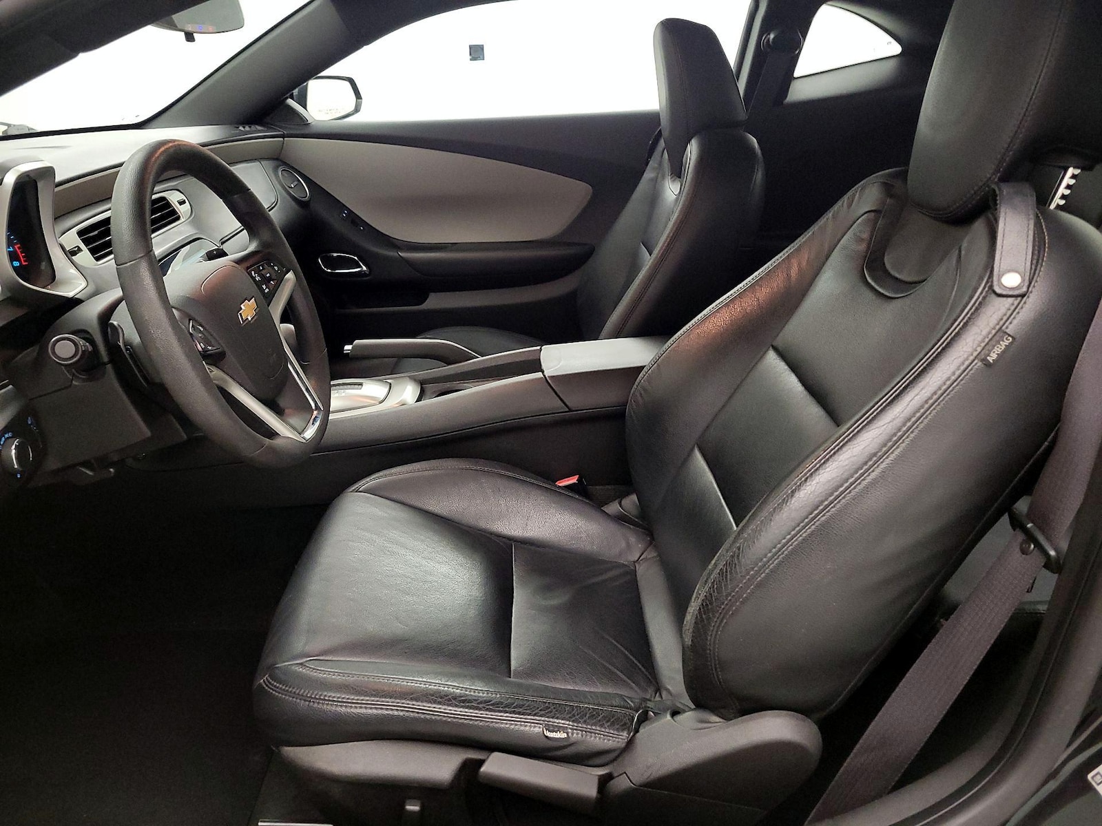 Leather Seats & Side Airbags
