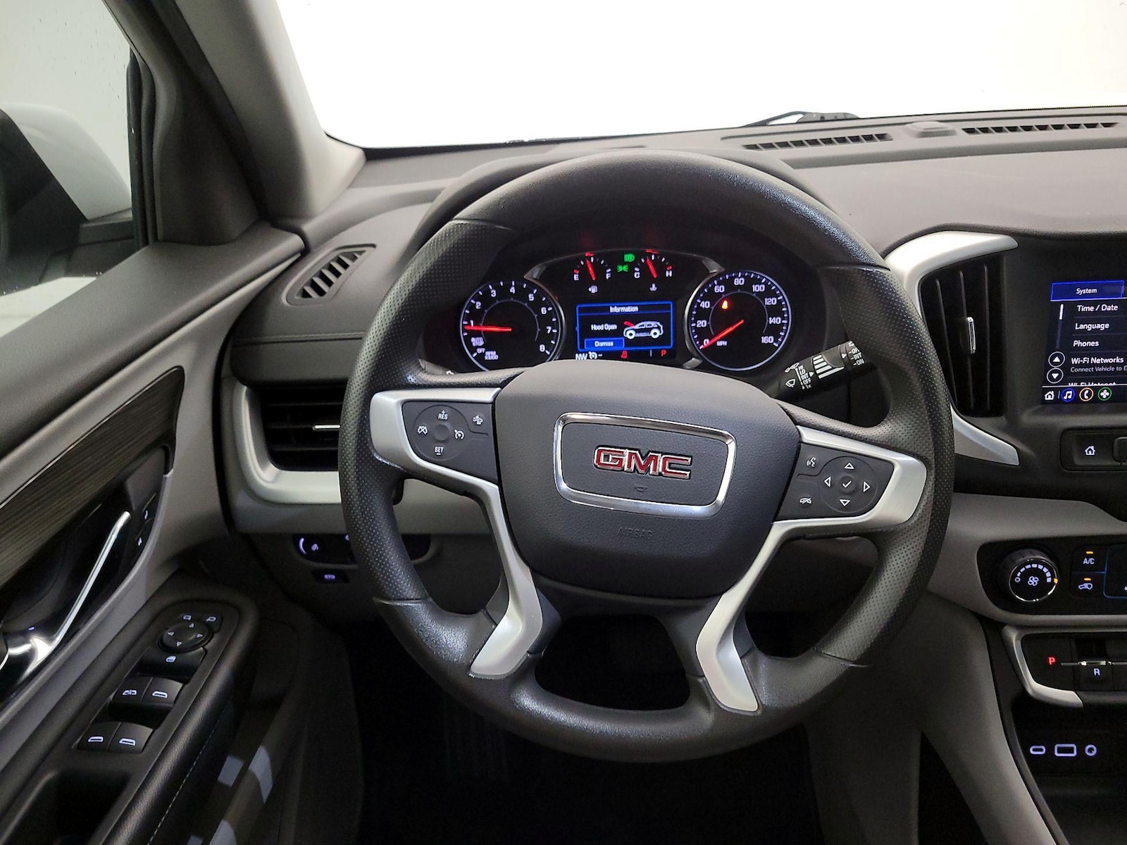 2023 GMC Terrain SLE - Photo 11