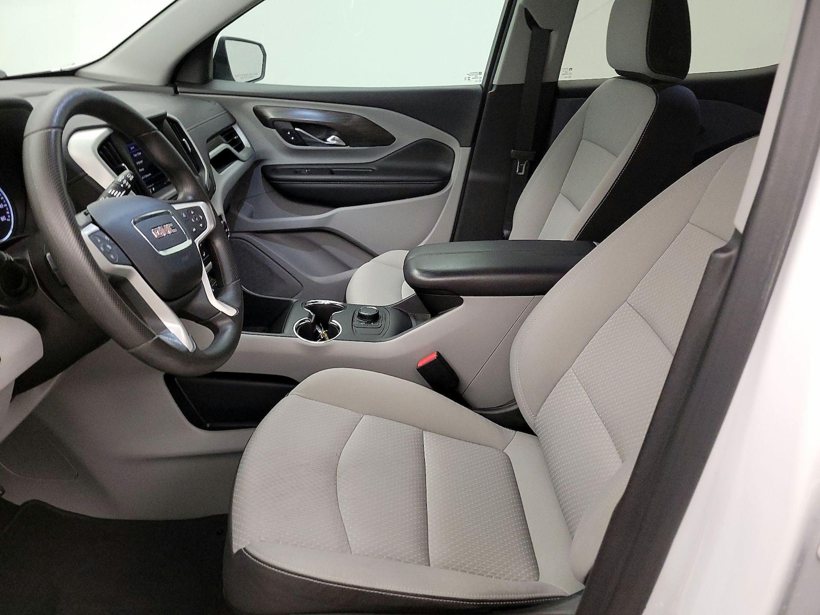 2023 GMC Terrain SLE - Photo 12