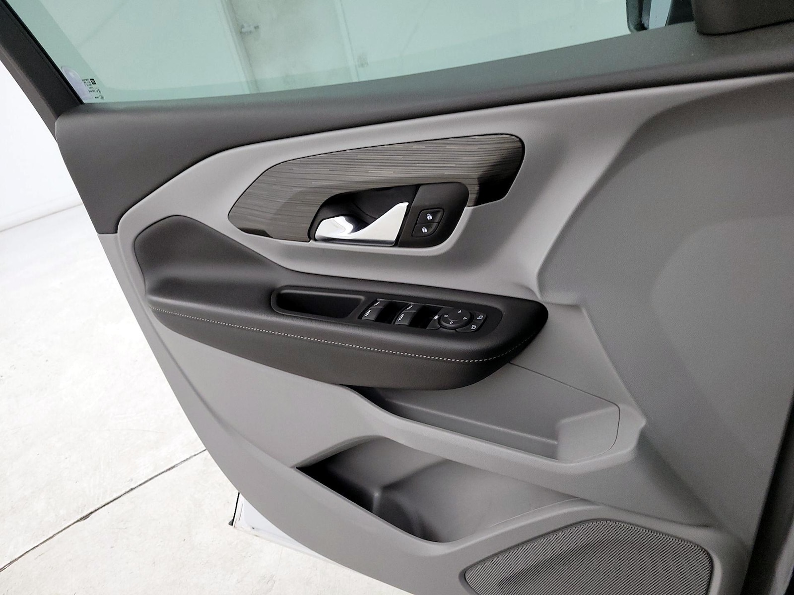 2023 GMC Terrain SLE - Photo 13