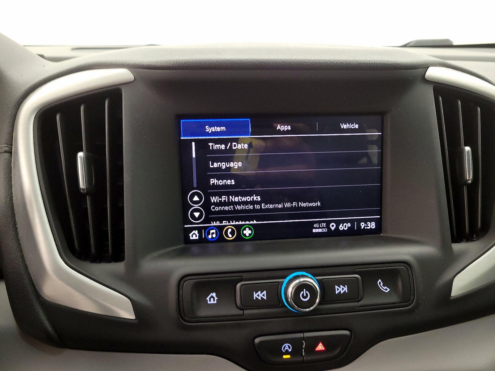 2023 GMC Terrain SLE - Photo 16