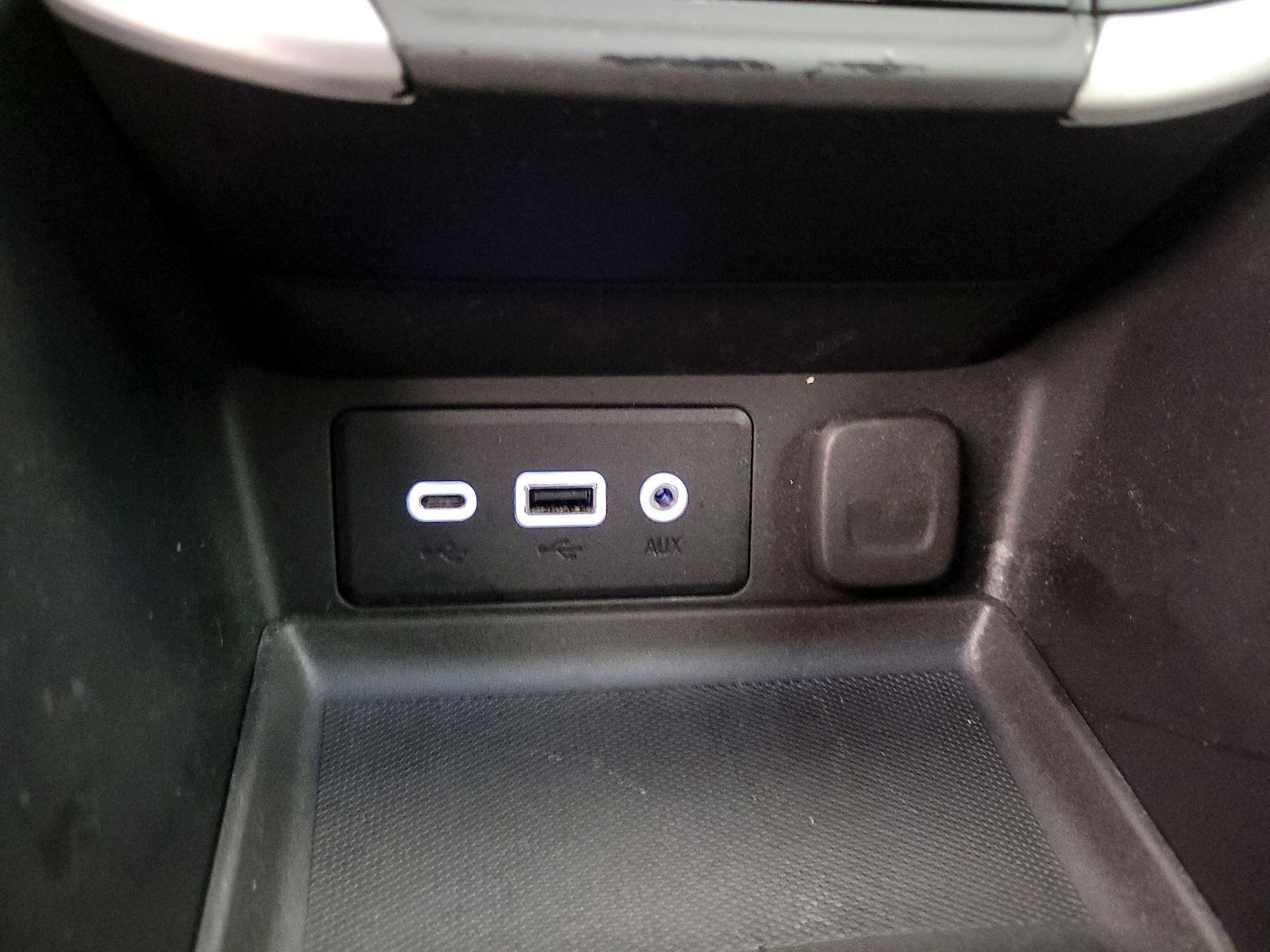2023 GMC Terrain SLE - Photo 19