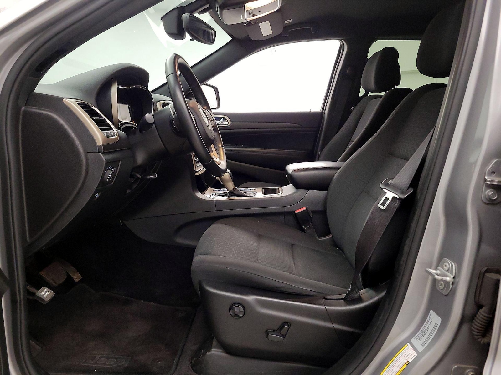 Power Seat(s) & Side Airbags