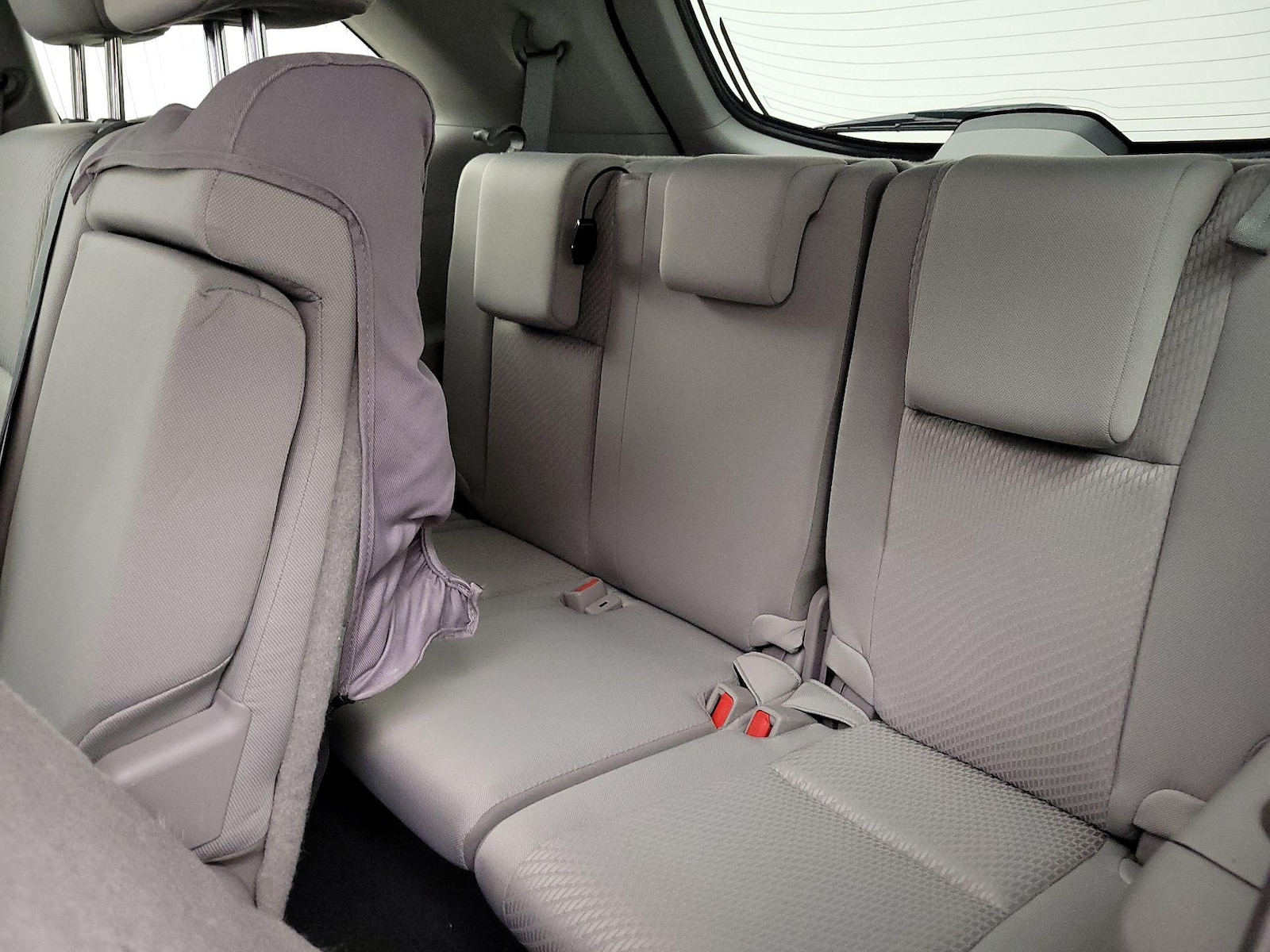 2018 Toyota Highlander LE - Photo 21