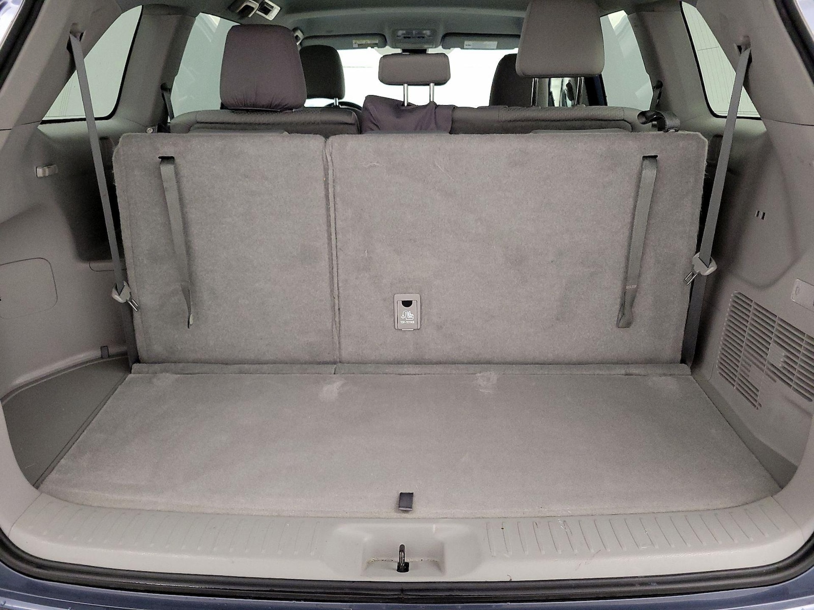 2018 Toyota Highlander LE - Photo 22