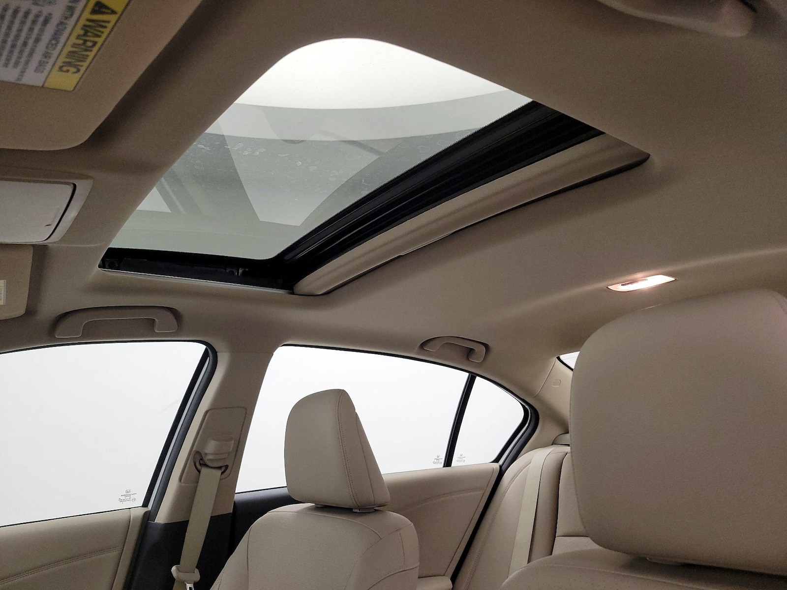 Sunroof(s) & Overhead Airbags