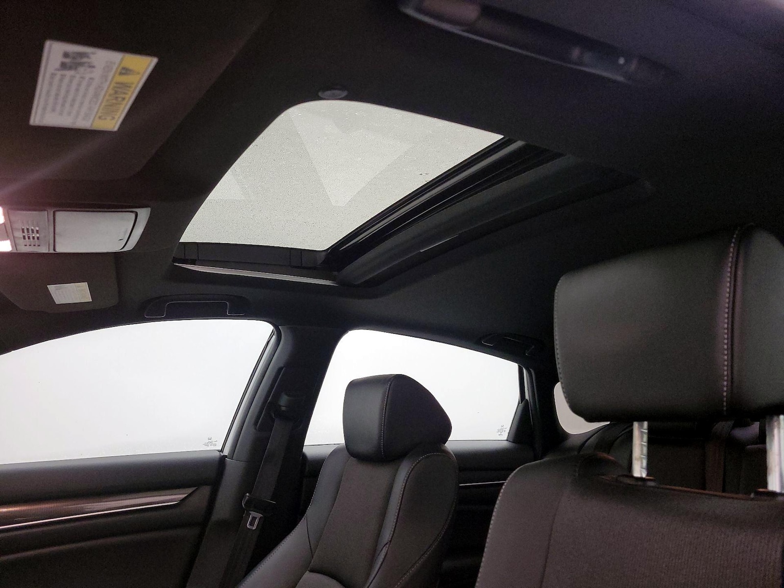 Sunroof(s) & Overhead Airbags