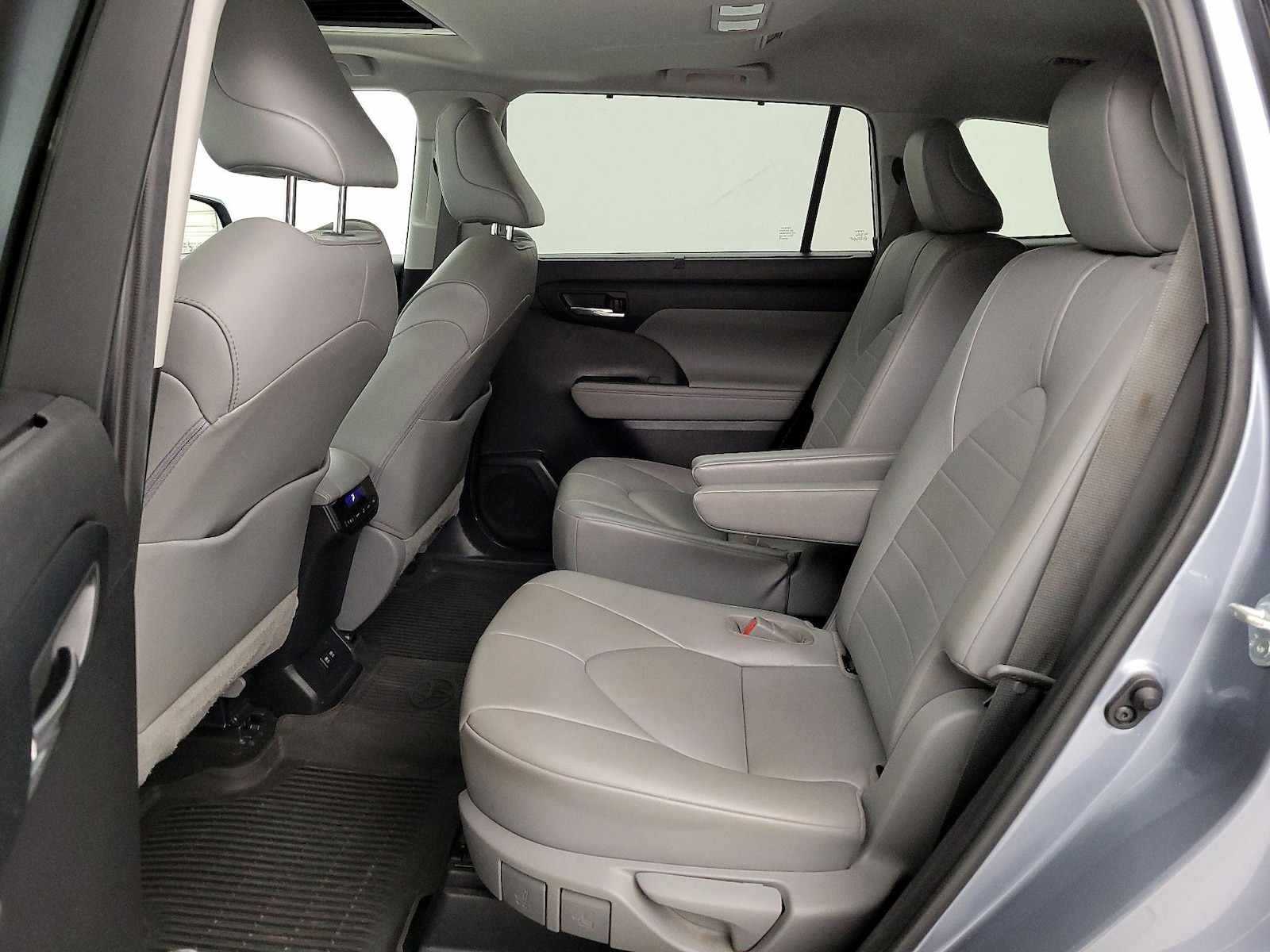Rear Air Conditioning
