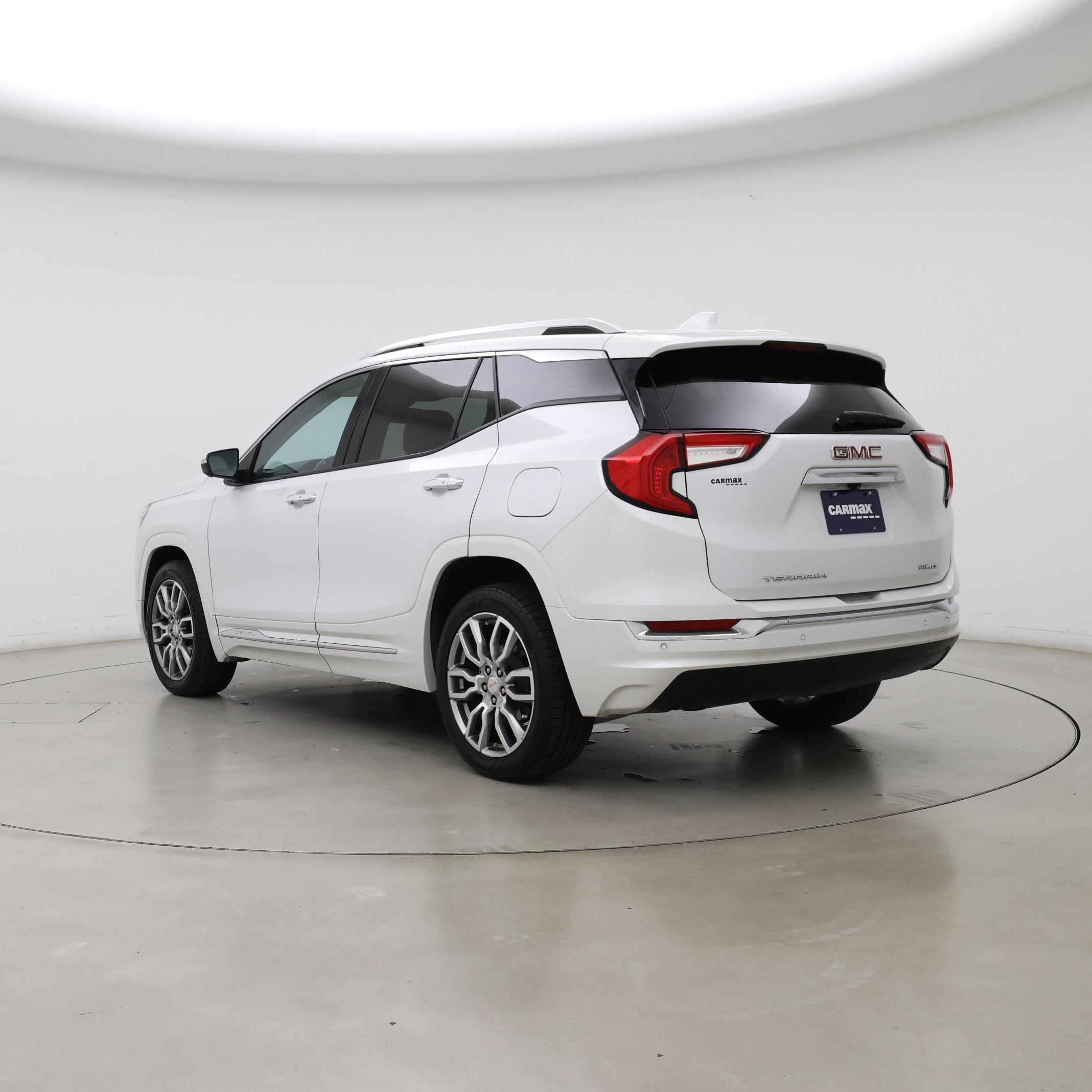 Thumbnail: 2022 GMC Terrain - 2