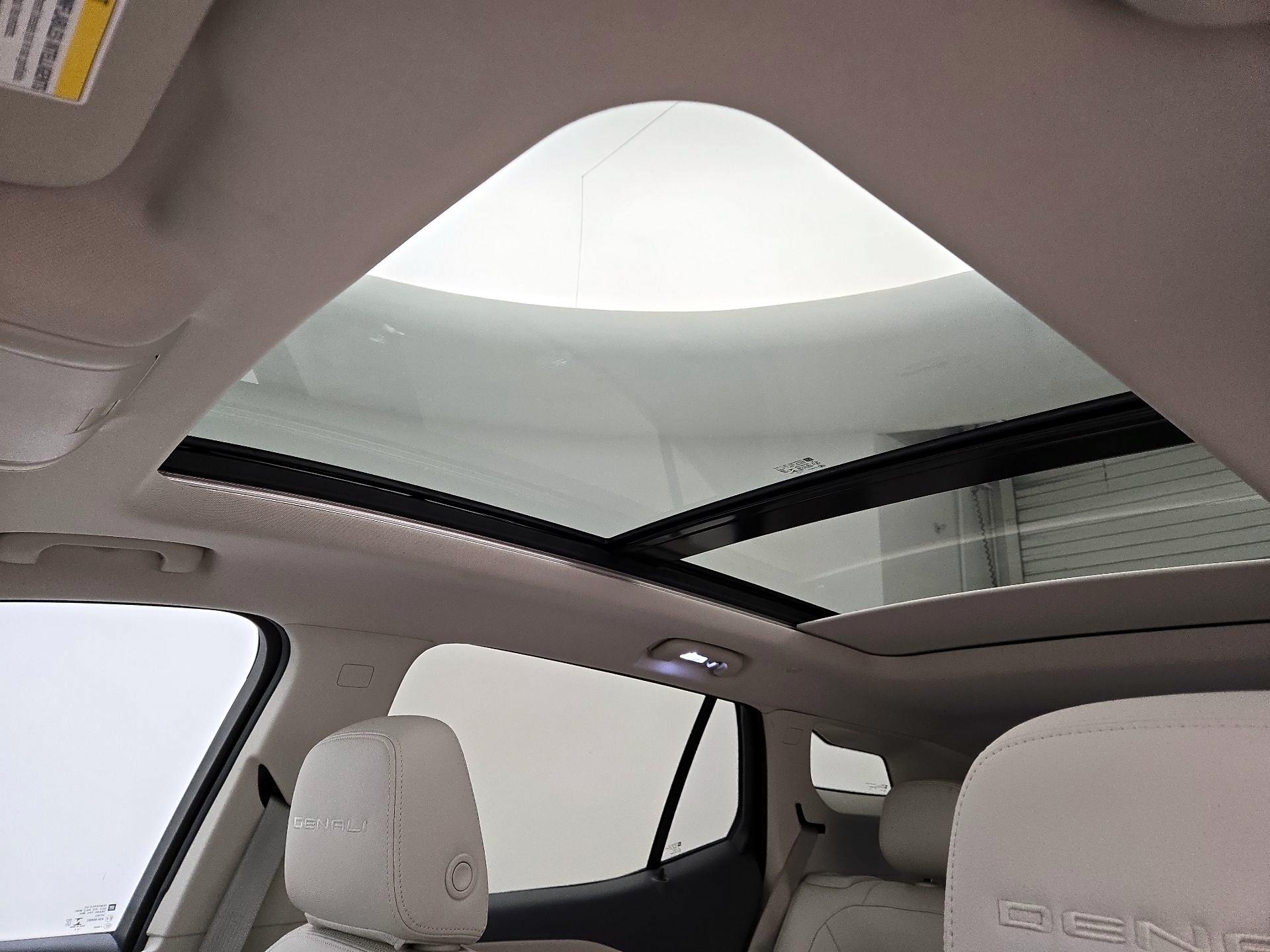 Thumbnail: 2022 GMC Terrain - 20