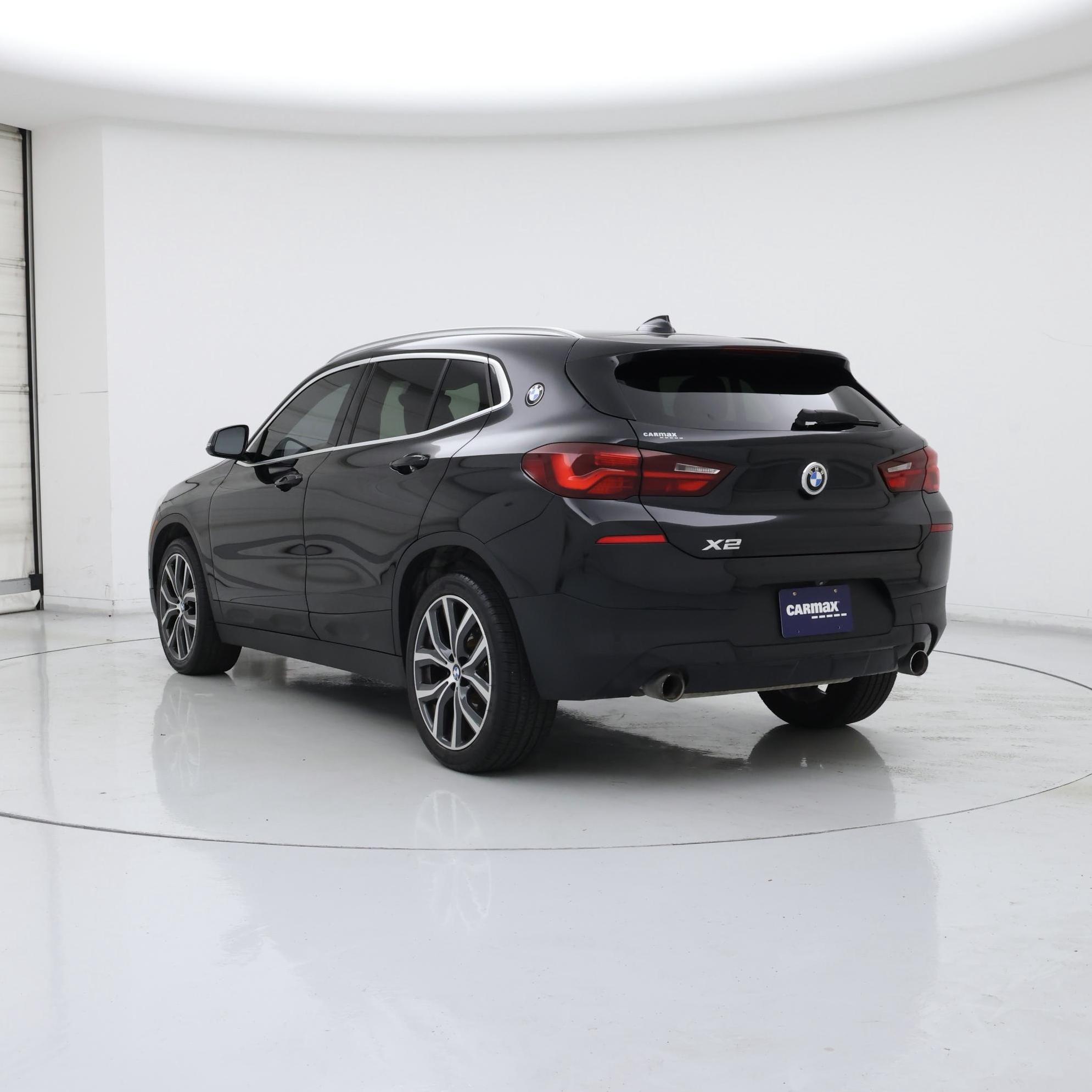 Thumbnail: 2021 BMW X2 - 2