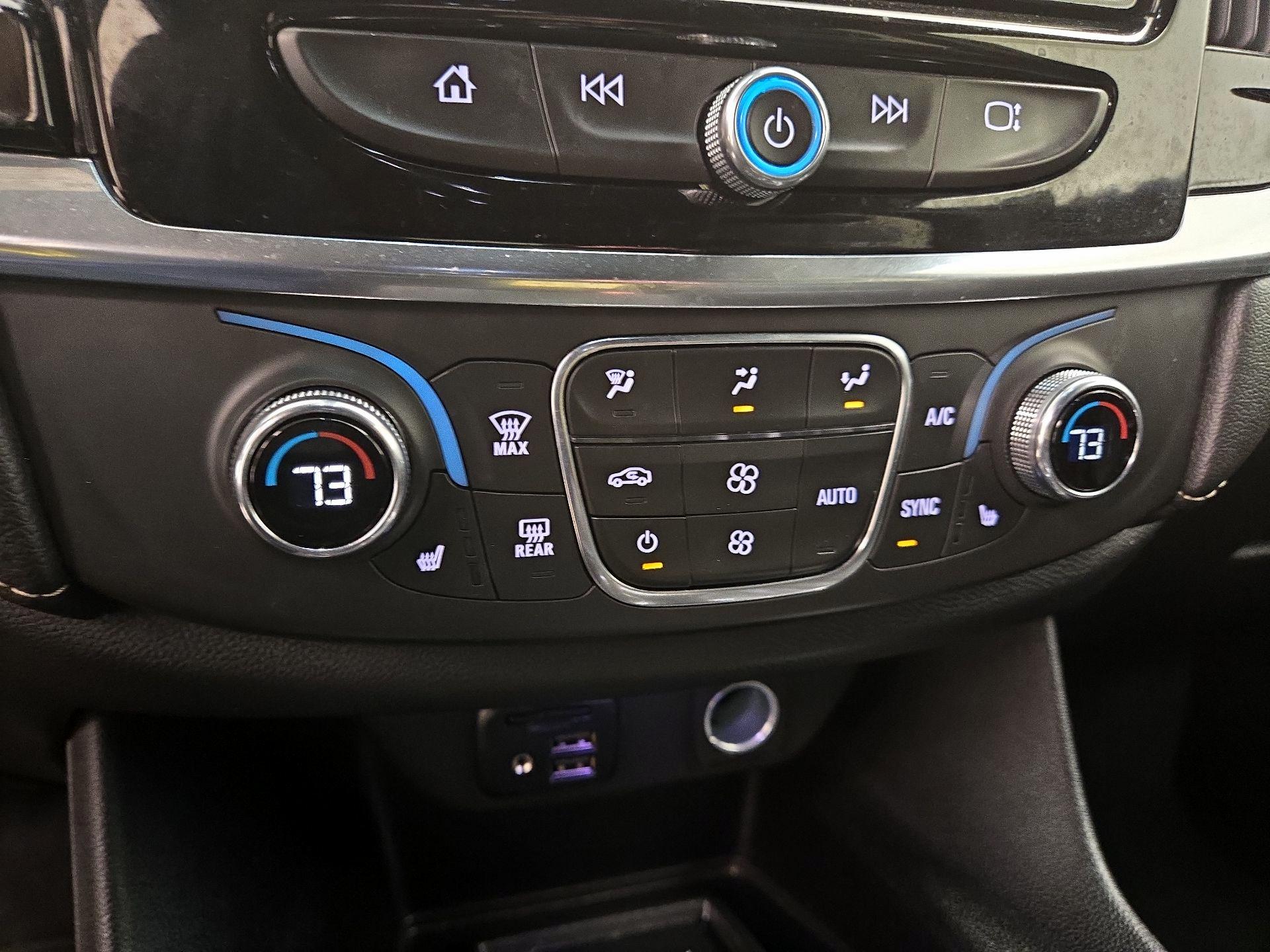 Thumbnail: 2023 Chevrolet Traverse - 17