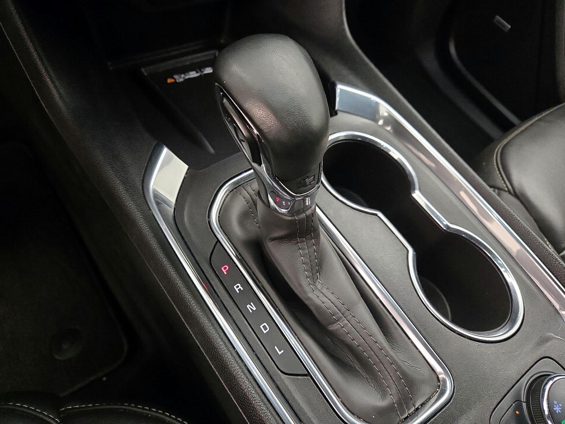 Thumbnail: 2023 Chevrolet Traverse - 18