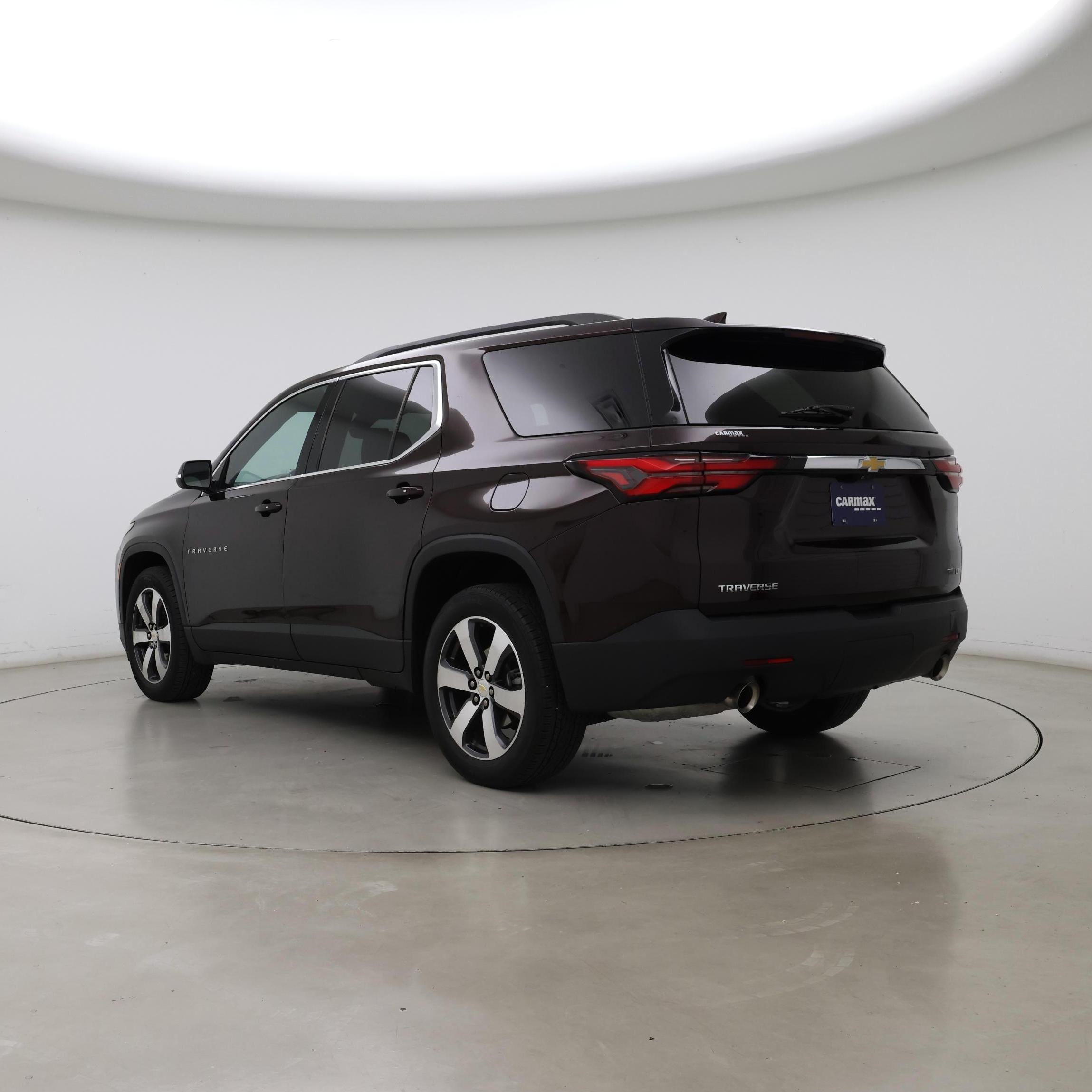 Thumbnail: 2023 Chevrolet Traverse - 2