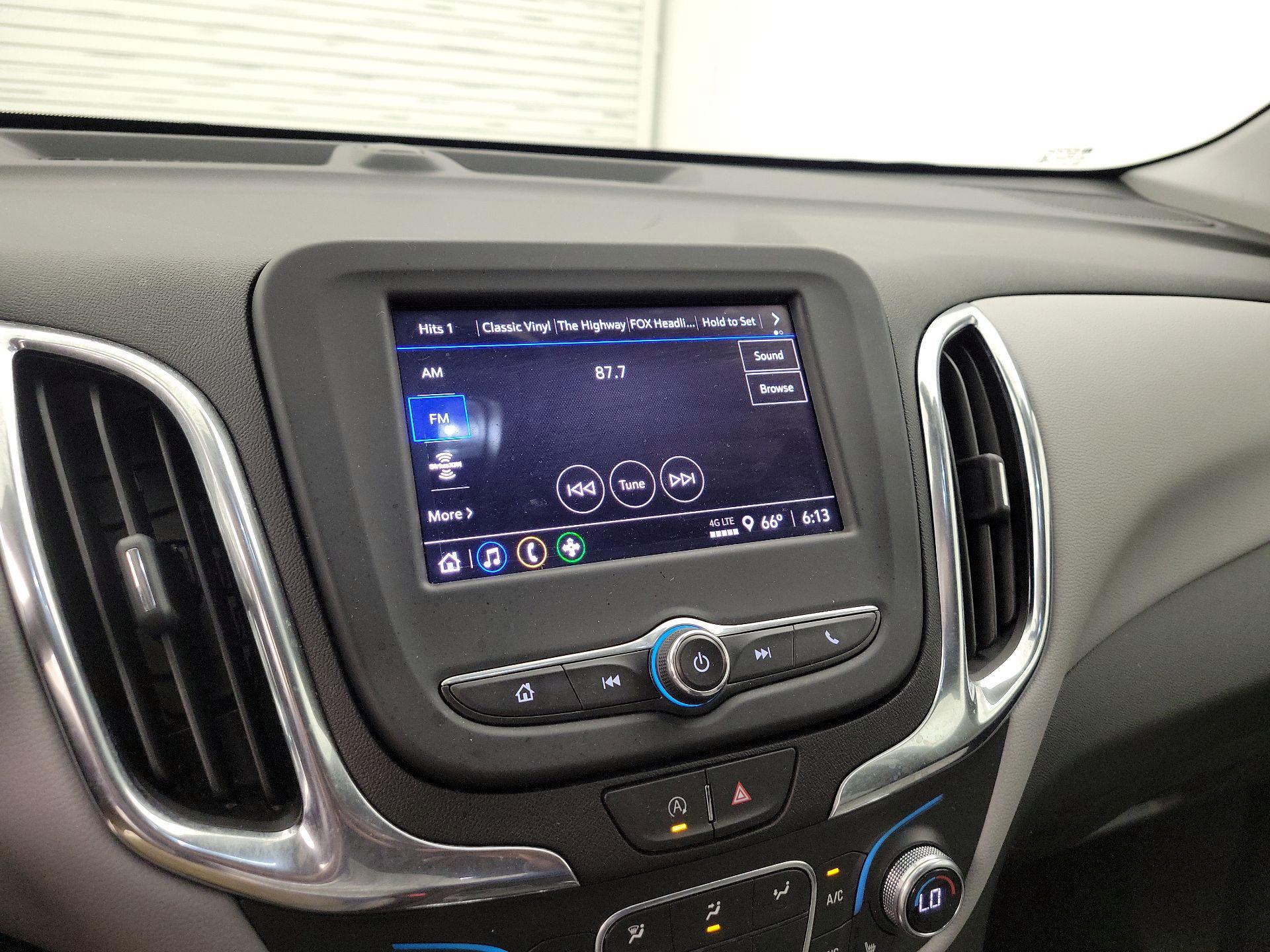 Thumbnail: 2022 Chevrolet Equinox - 15