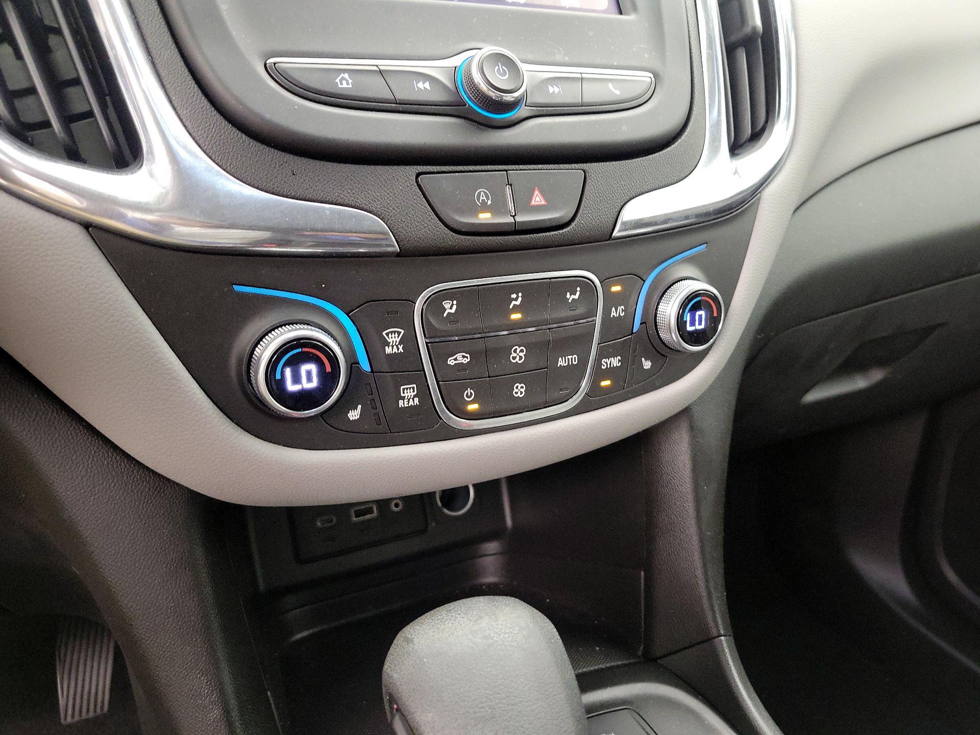 Thumbnail: 2022 Chevrolet Equinox - 16