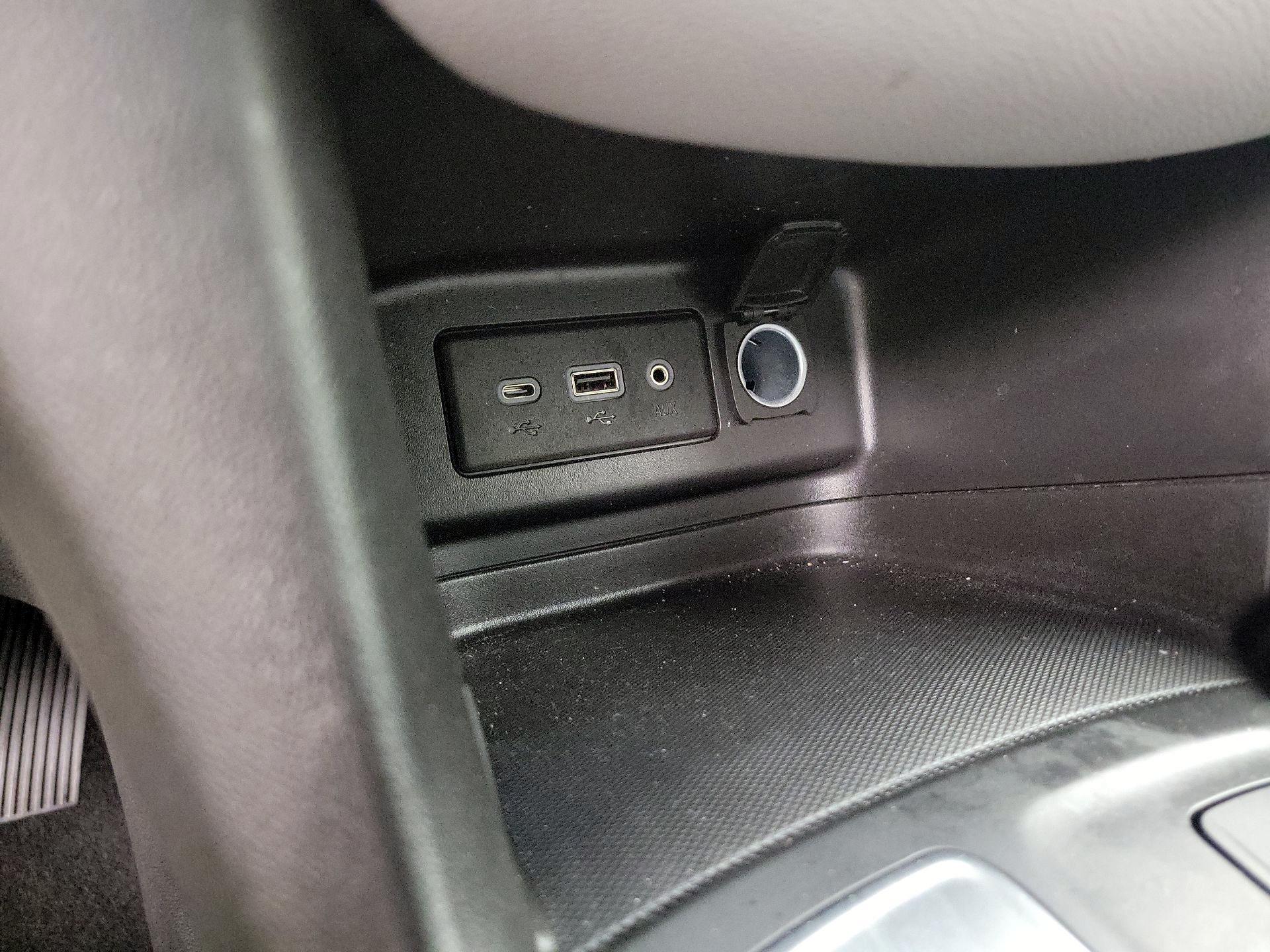 Thumbnail: 2022 Chevrolet Equinox - 18