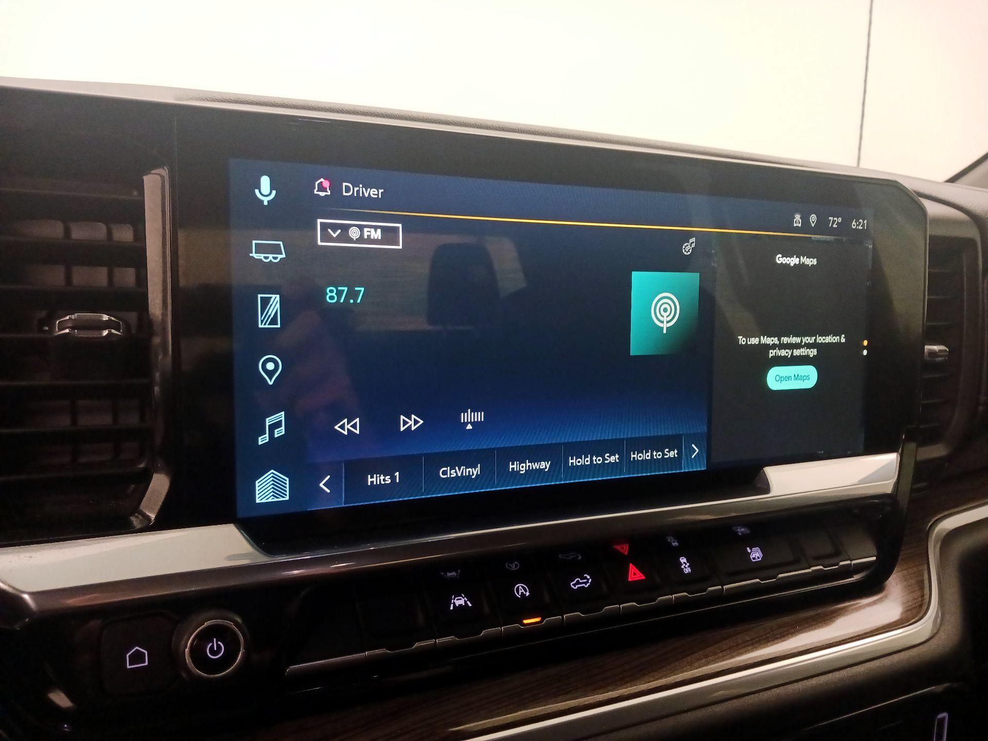 Thumbnail: 2022 Chevrolet Silverado 1500 - 16