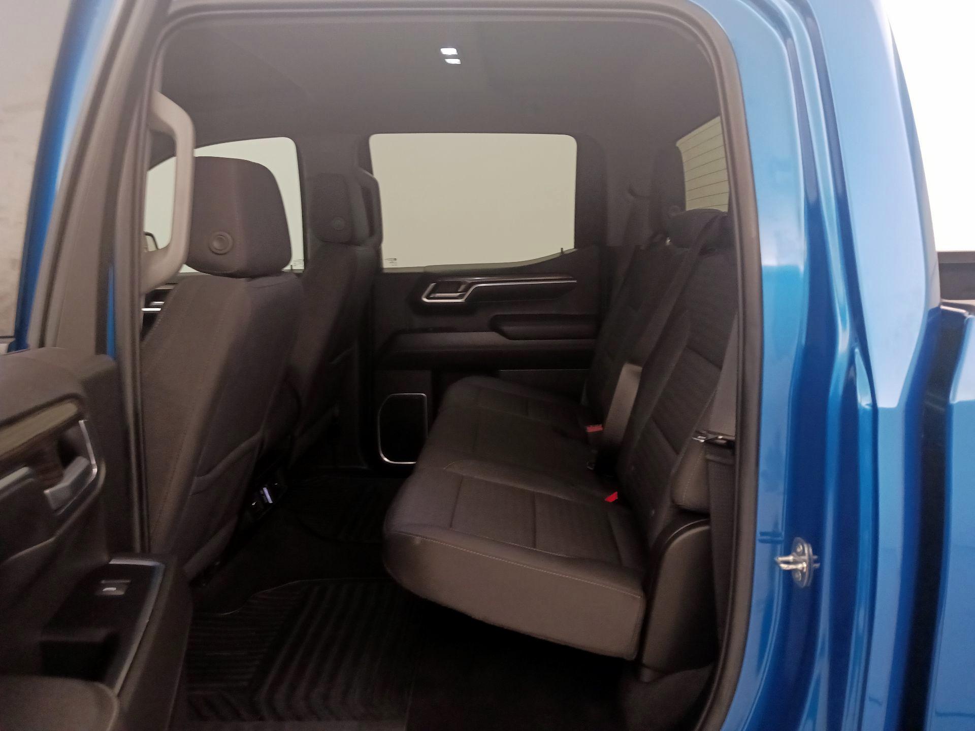 Thumbnail: 2022 Chevrolet Silverado 1500 - 20