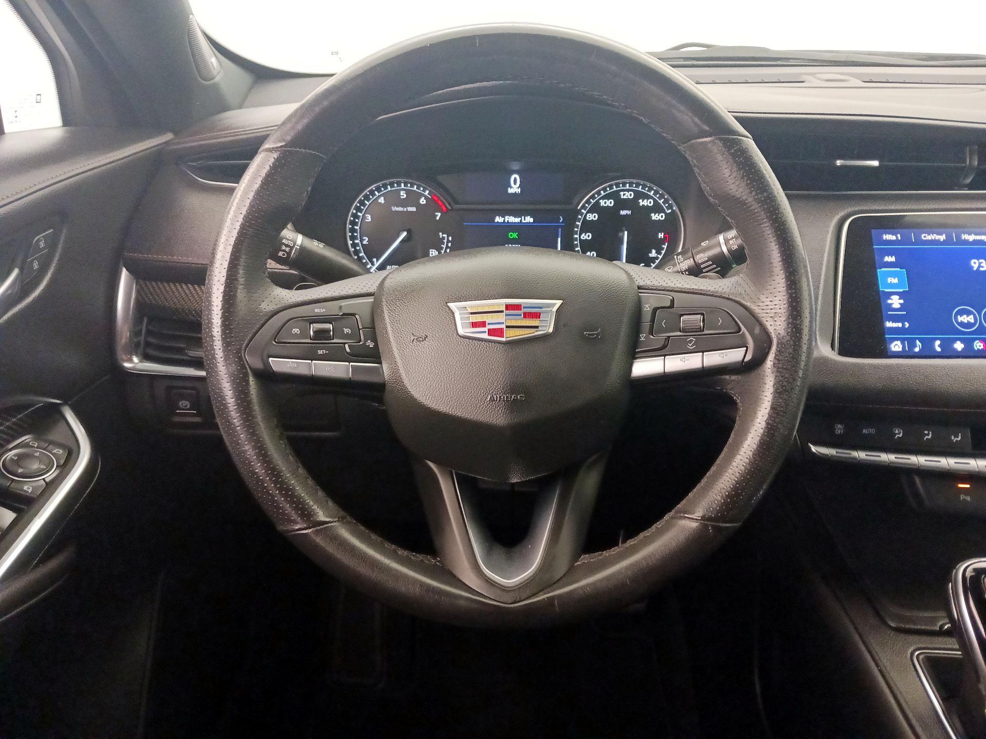 Thumbnail: 2021 Cadillac XT4 - 10