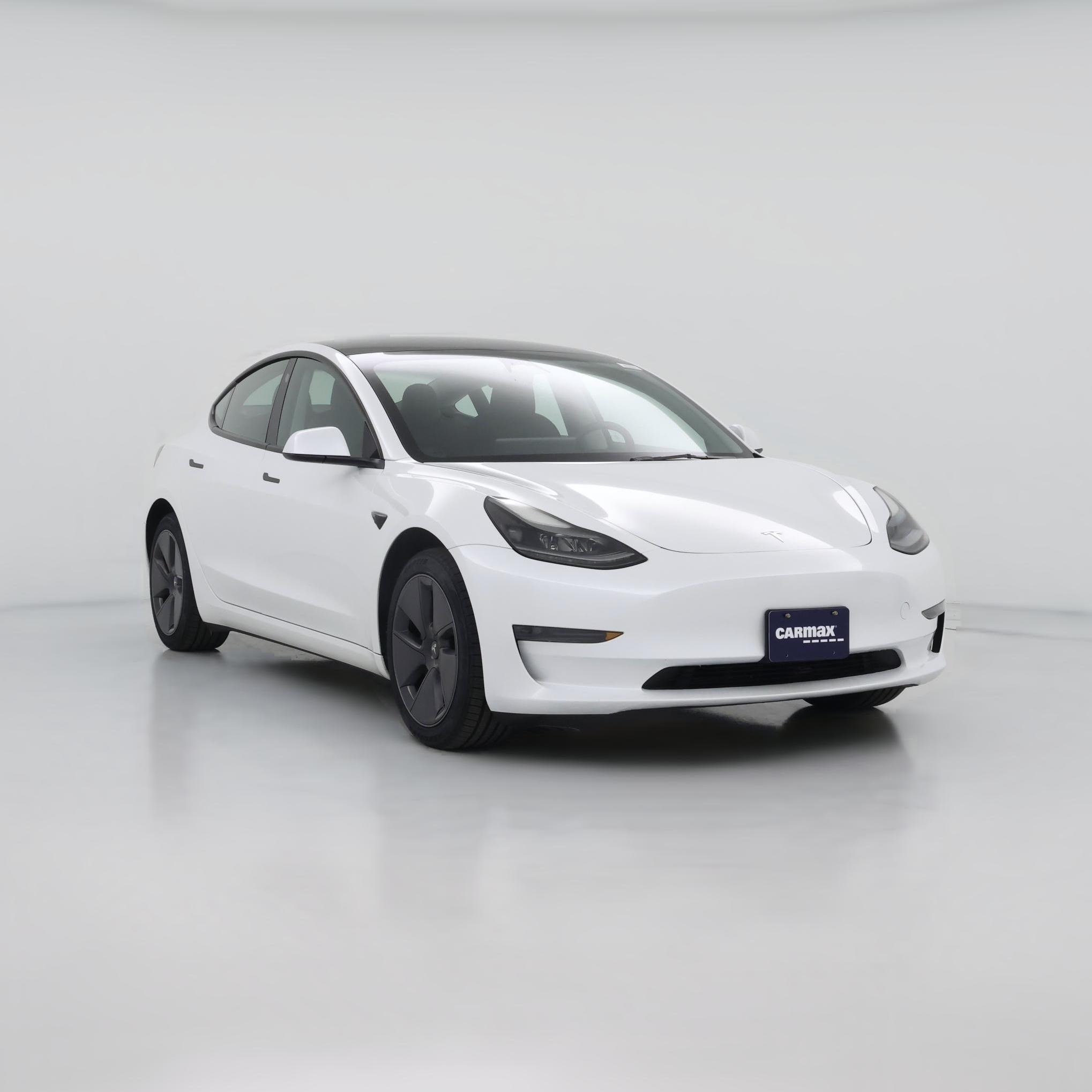 Thumbnail: 2023 Tesla Model 3 - 1