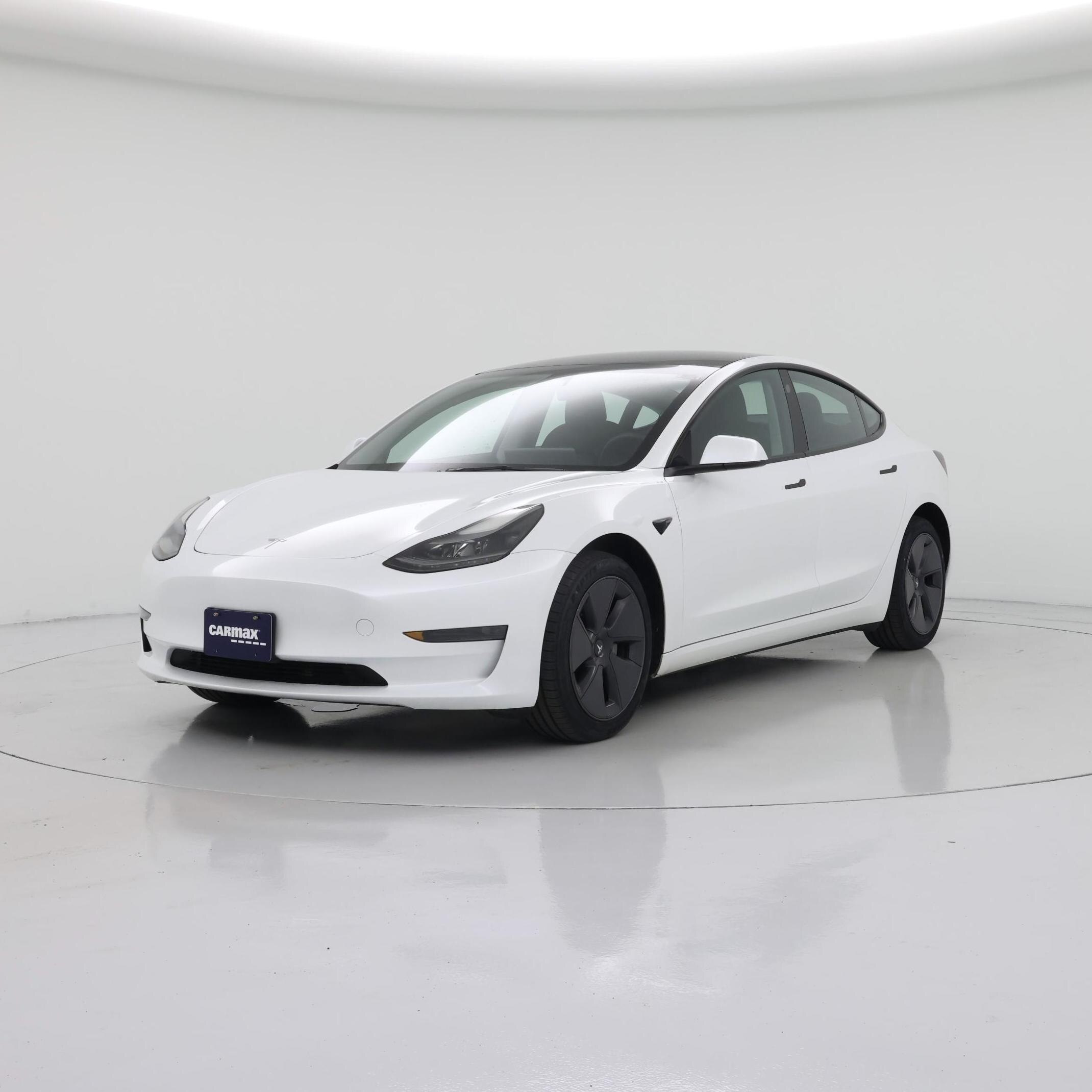 Thumbnail: 2023 Tesla Model 3 - 4