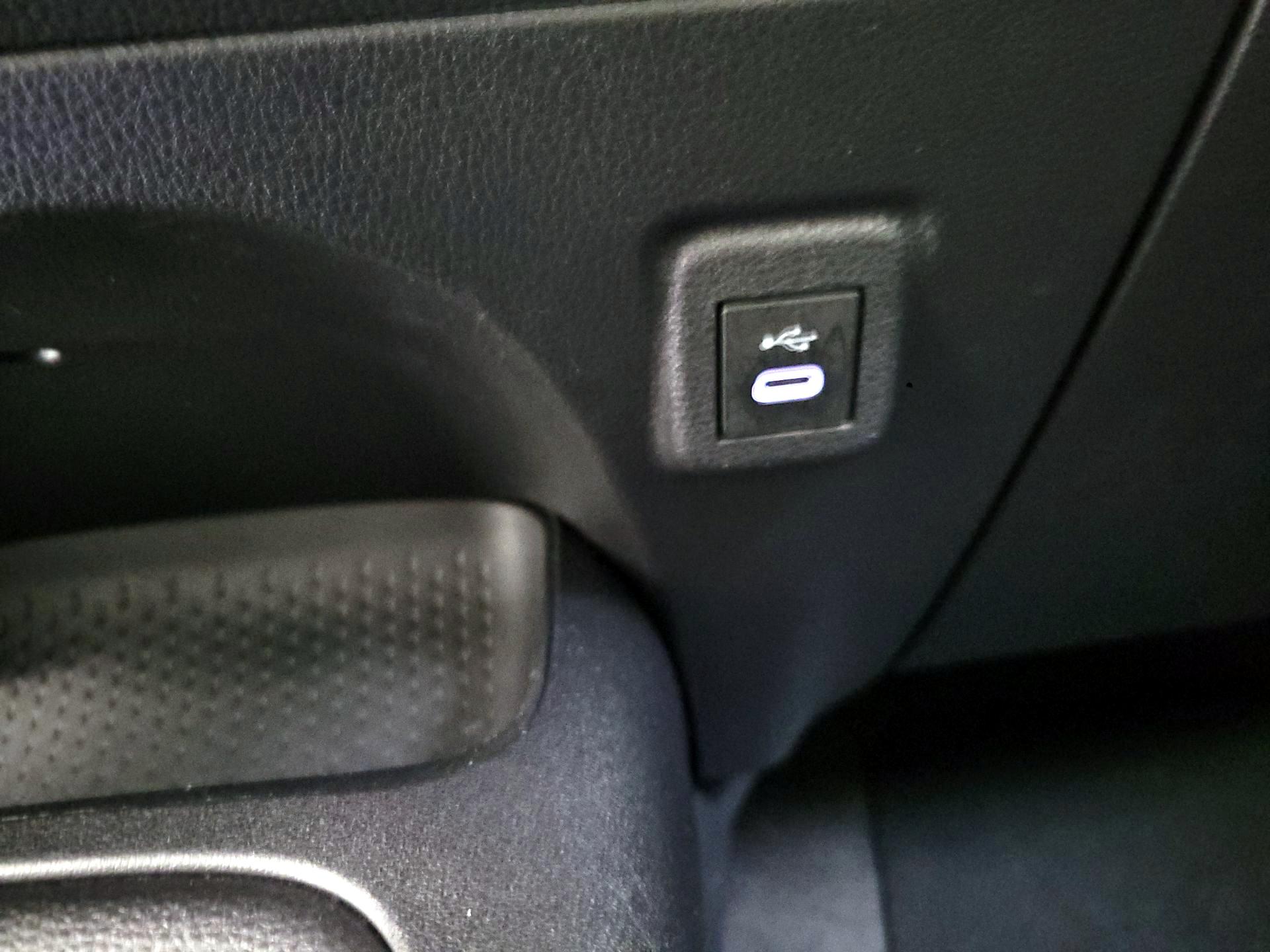 Thumbnail: 2025 Toyota Corolla - 16