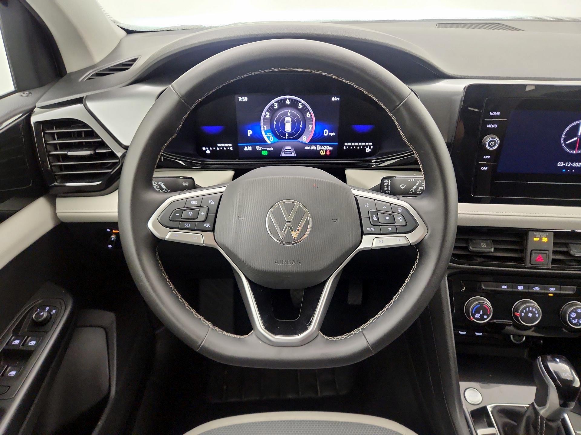 Thumbnail: 2025 Volkswagen Taos - 10