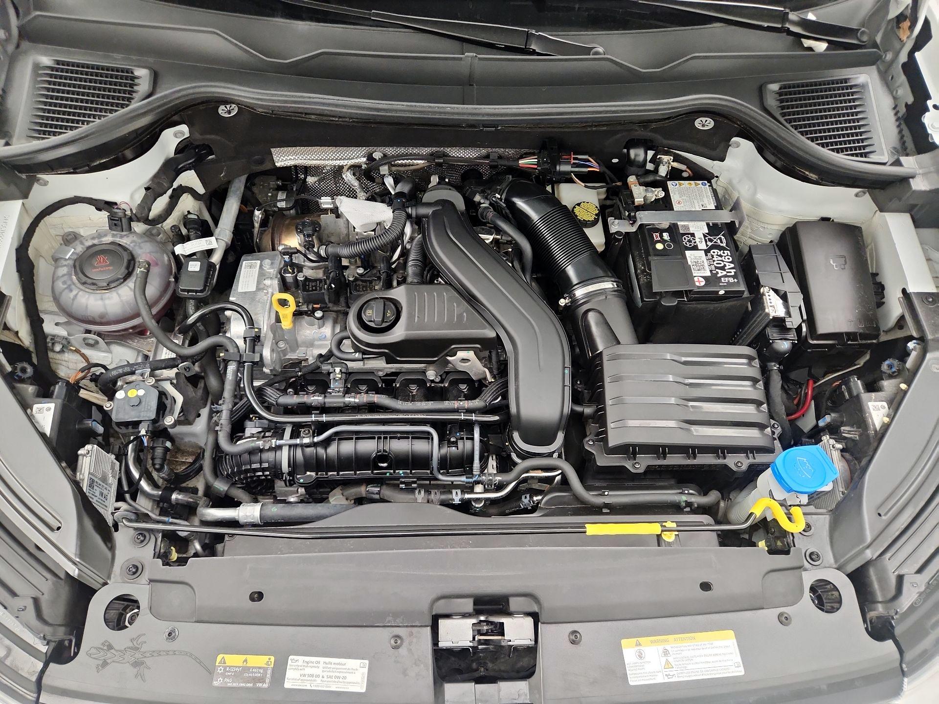 Thumbnail: 2025 Volkswagen Taos - 17