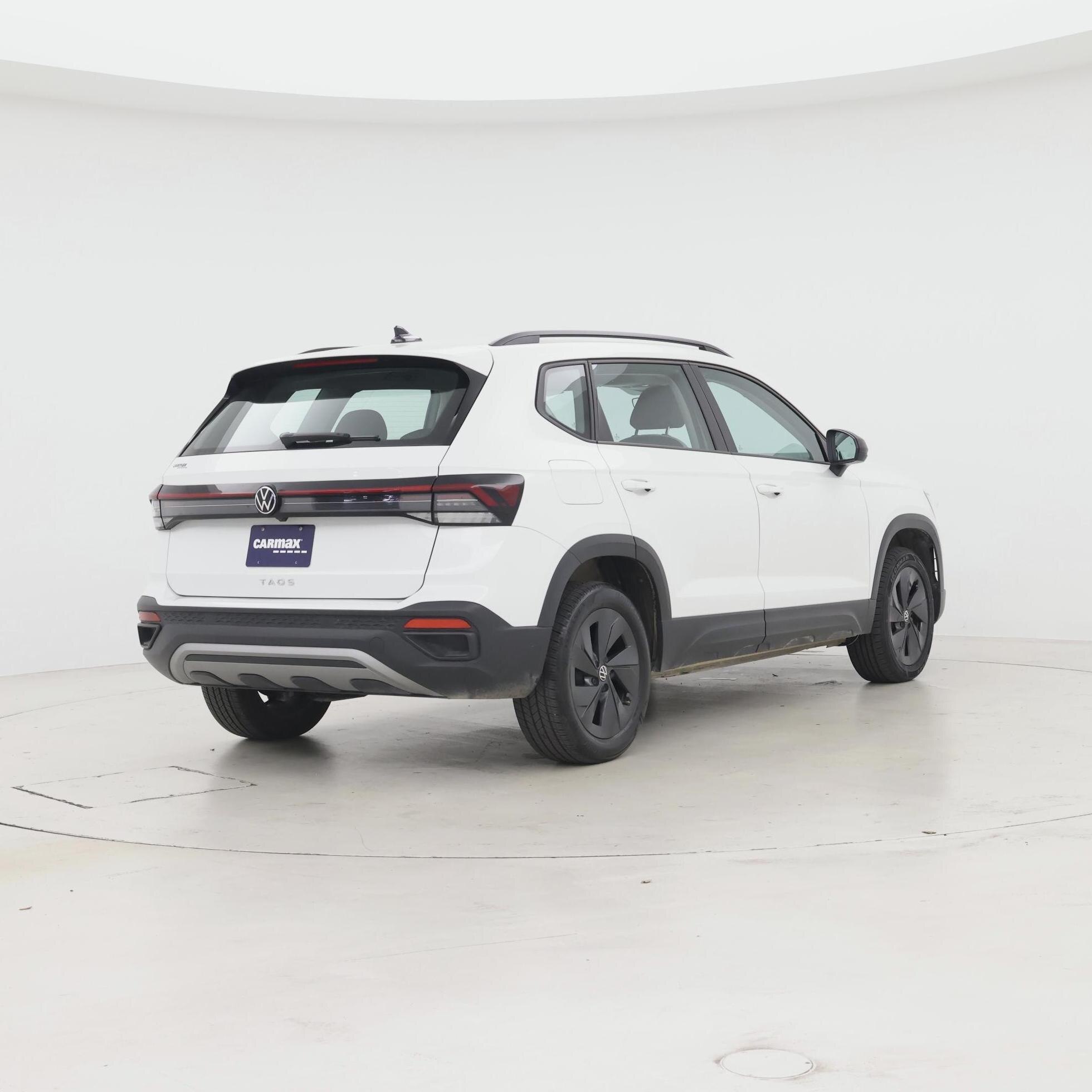 Thumbnail: 2025 Volkswagen Taos - 8