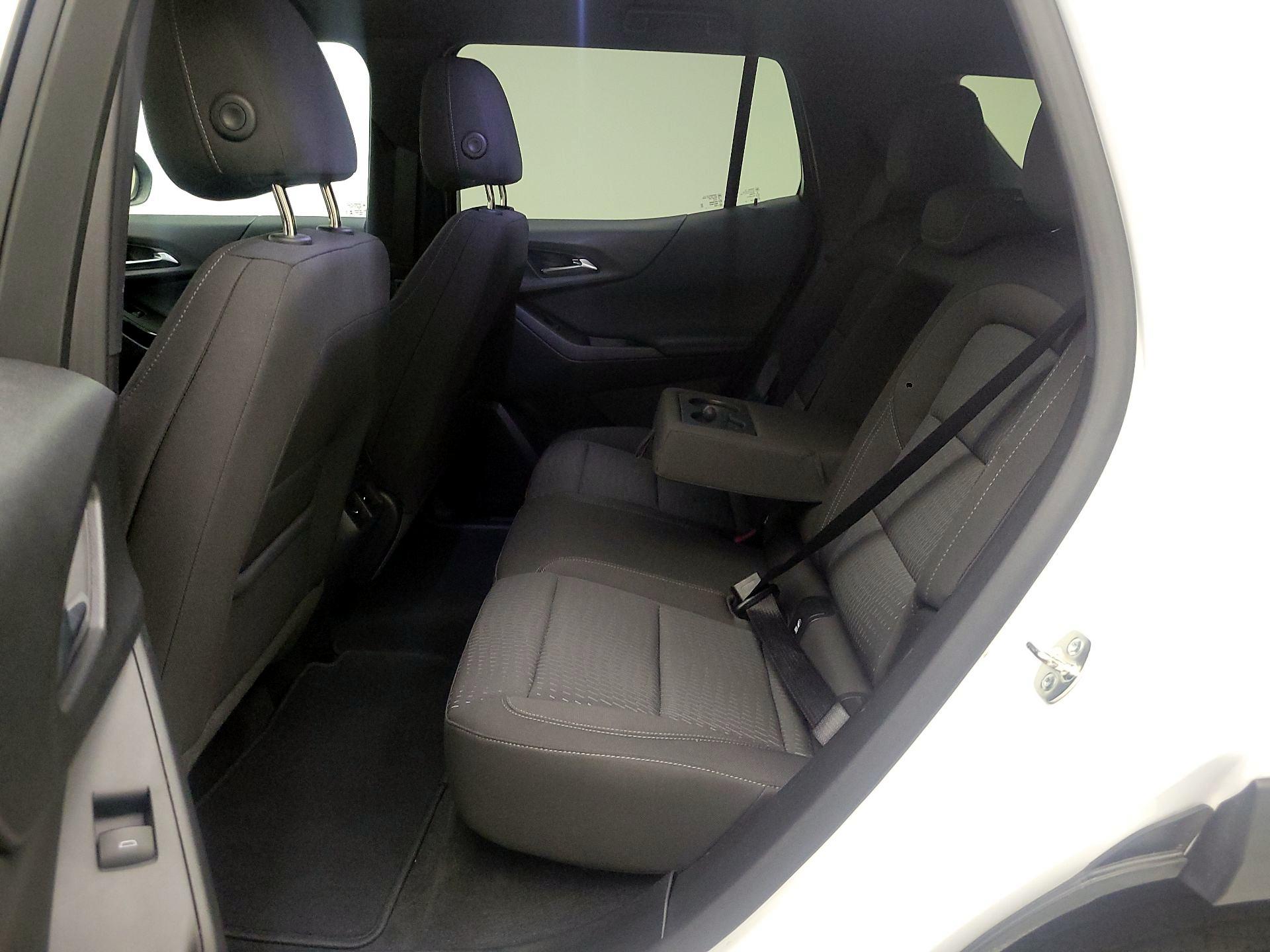 Thumbnail: 2025 Chevrolet Equinox - 18