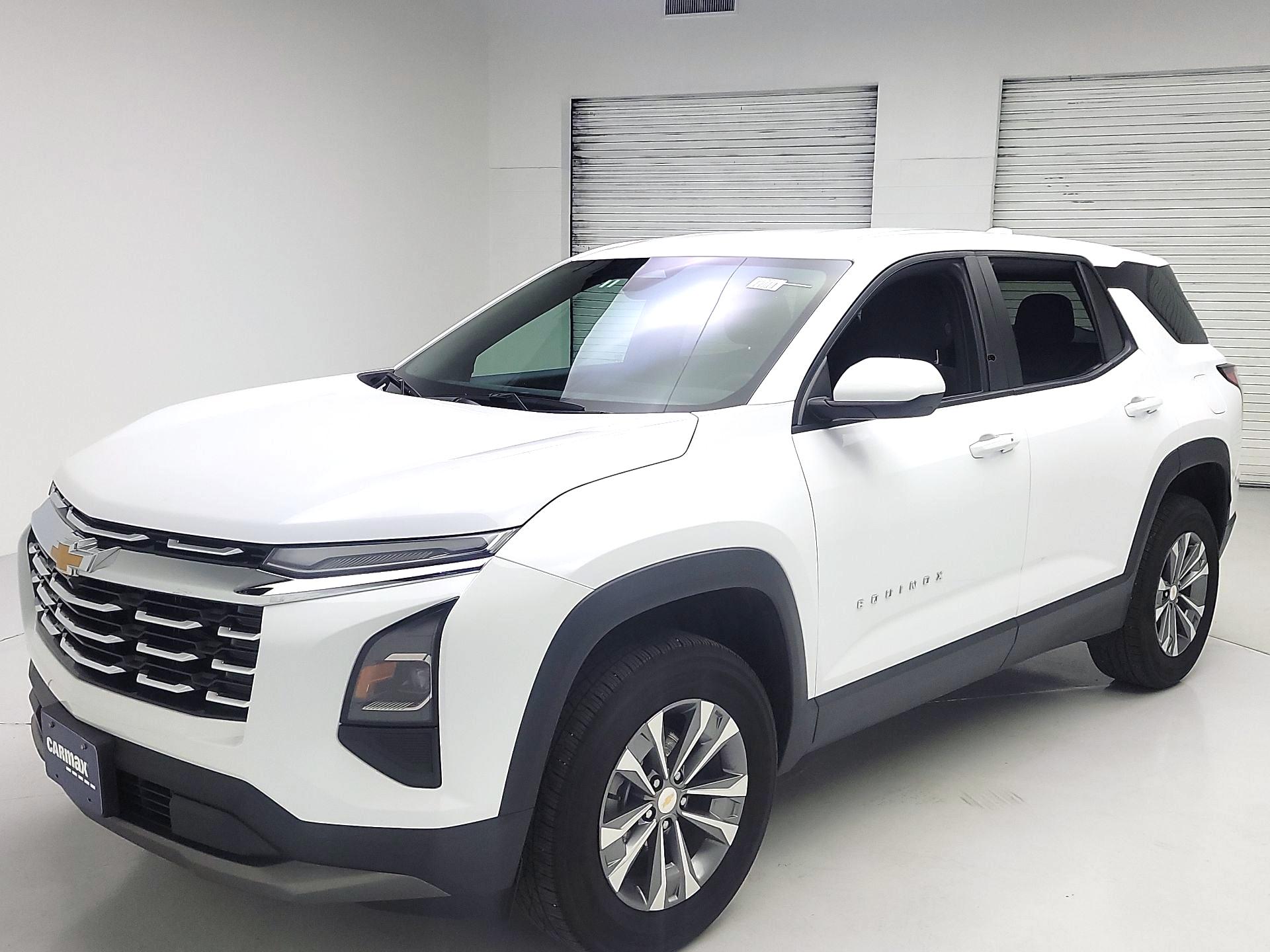 Thumbnail: 2025 Chevrolet Equinox - 3