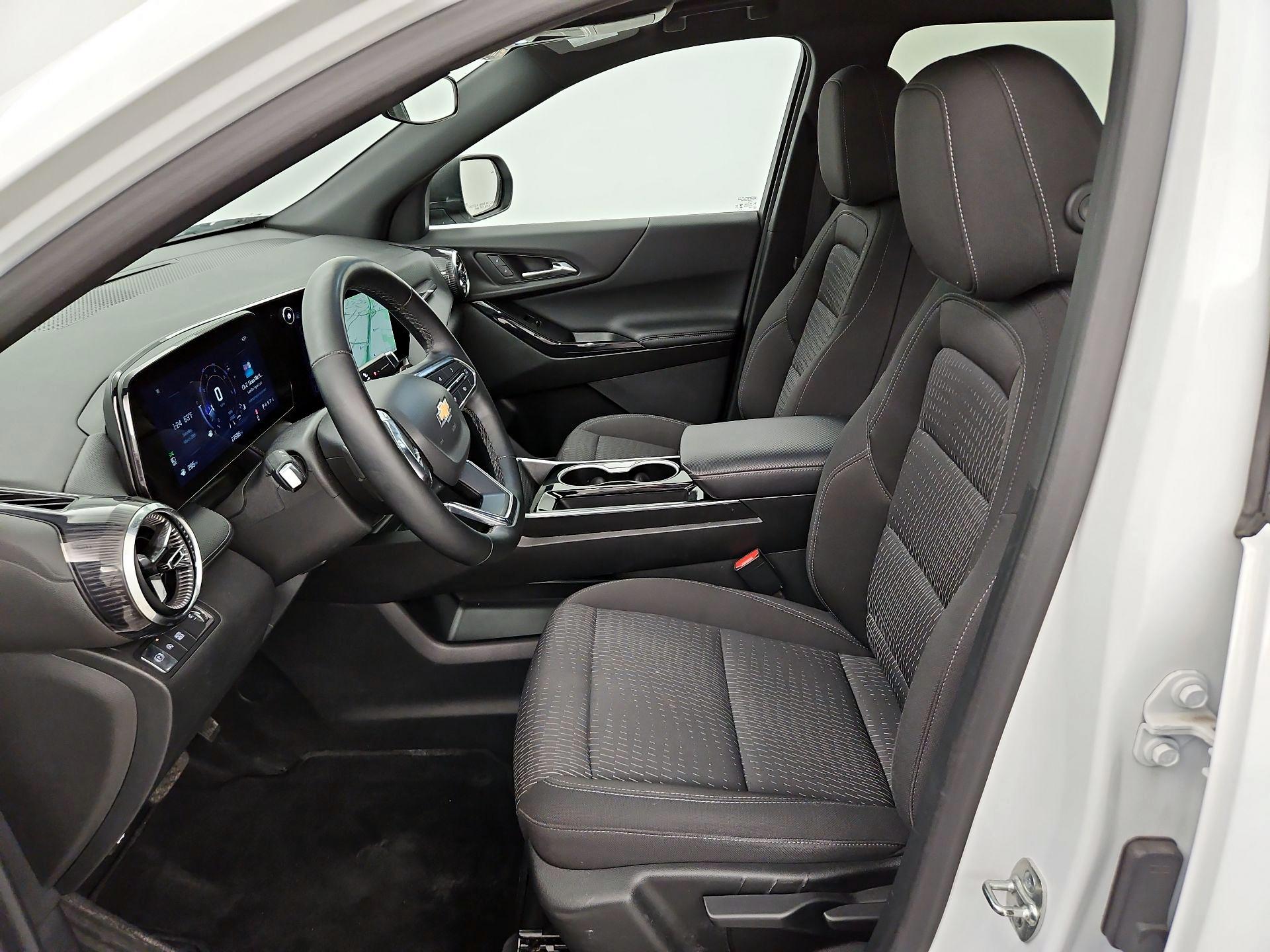 Thumbnail: 2025 Chevrolet Equinox - 11