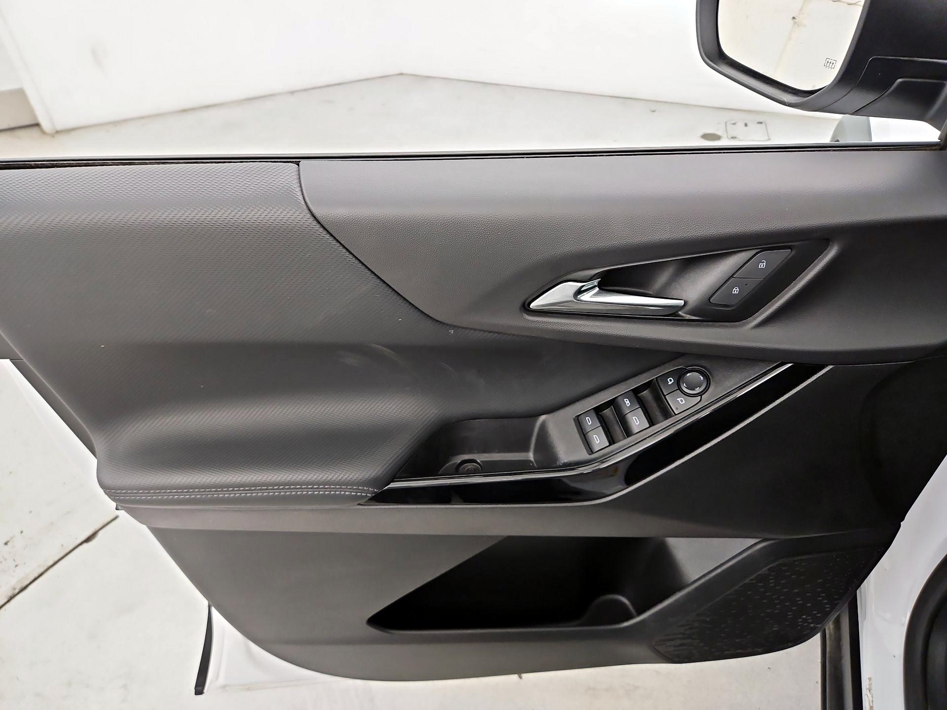 Thumbnail: 2025 Chevrolet Equinox - 12