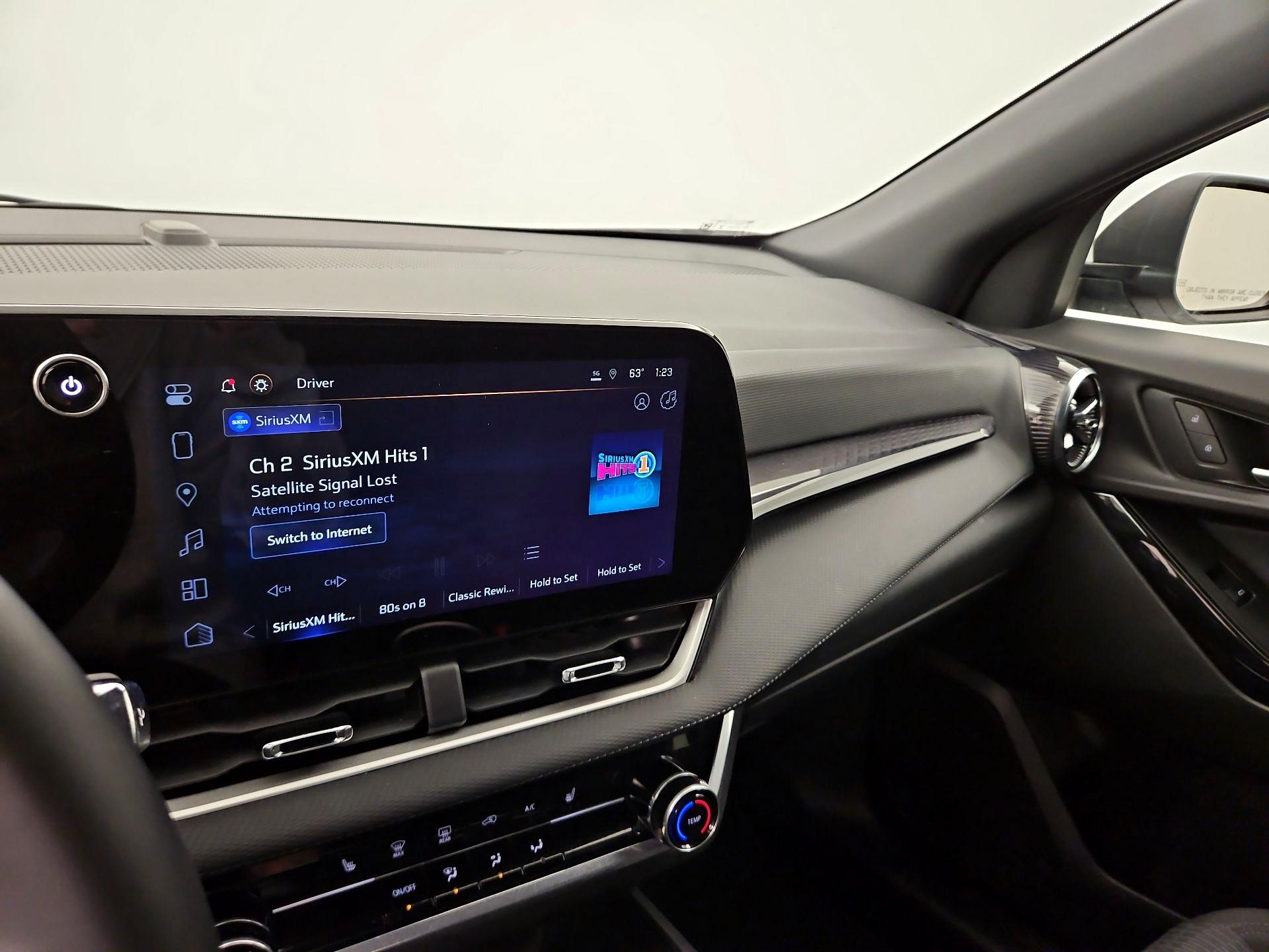 Thumbnail: 2025 Chevrolet Equinox - 16