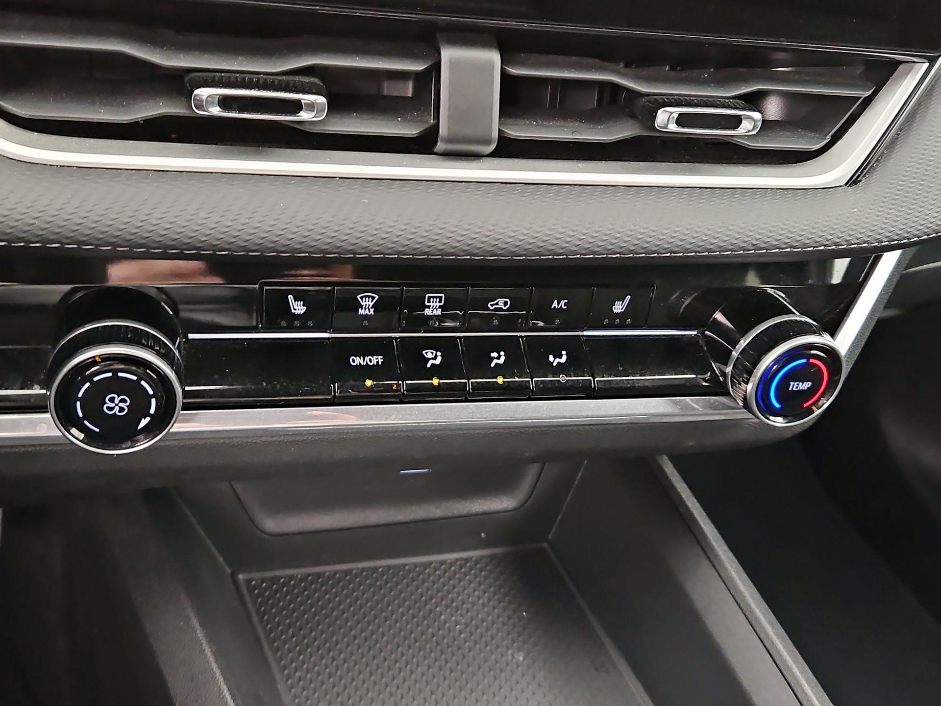 Thumbnail: 2025 Chevrolet Equinox - 17