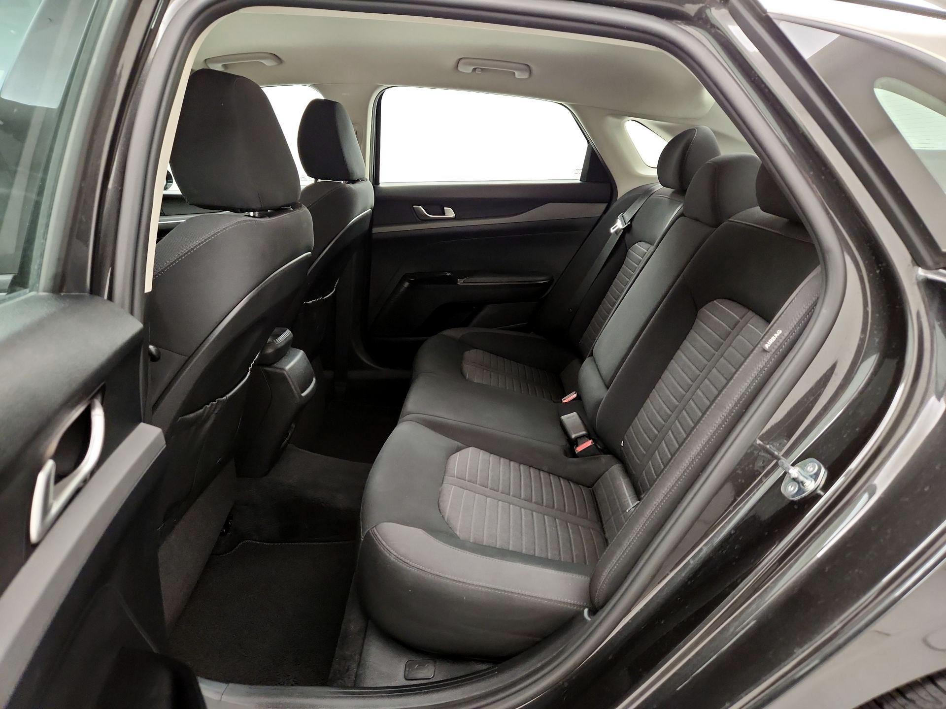 Thumbnail: 2025 Kia K5 - 19