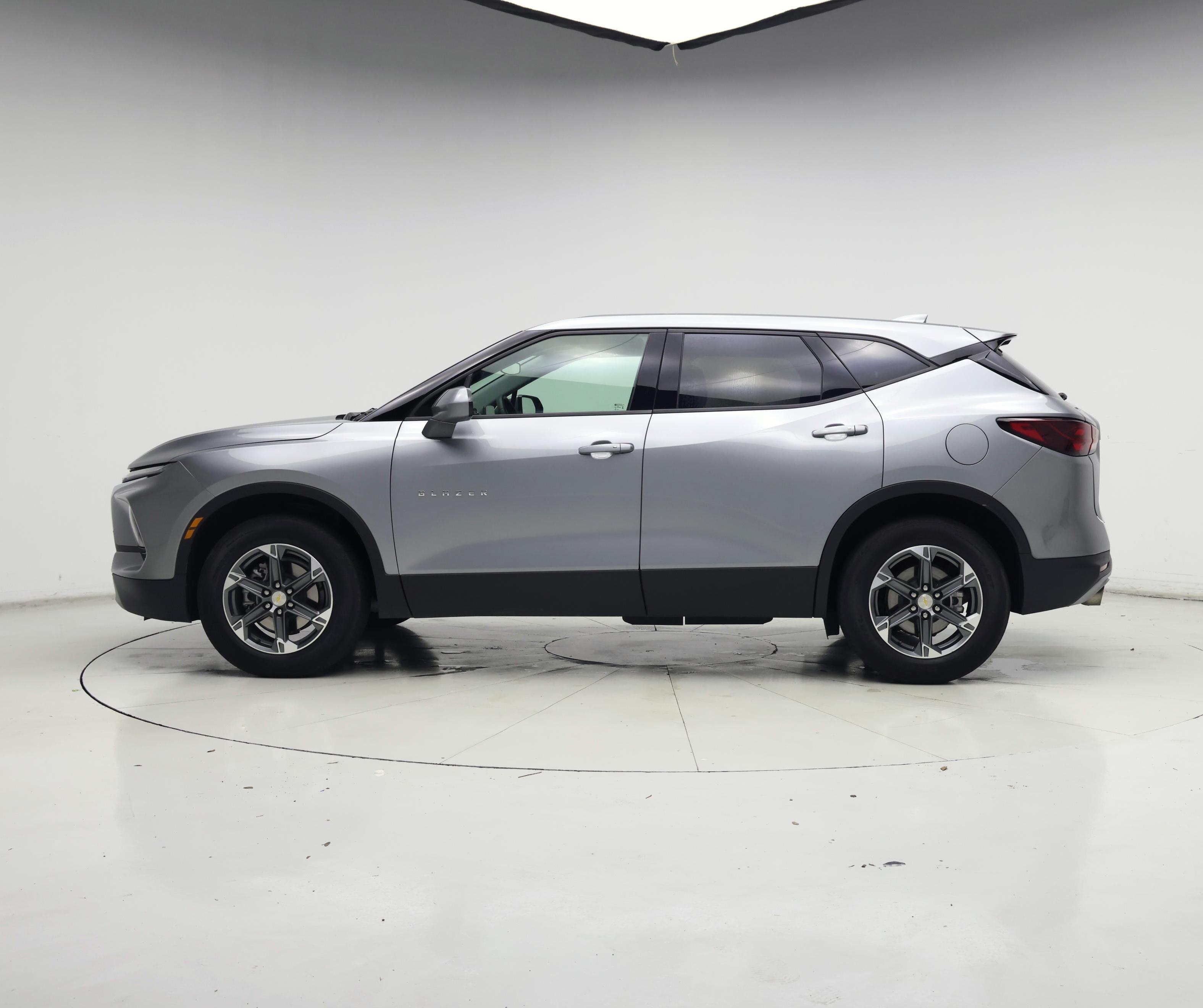 Thumbnail: 2025 Chevrolet Blazer - 3