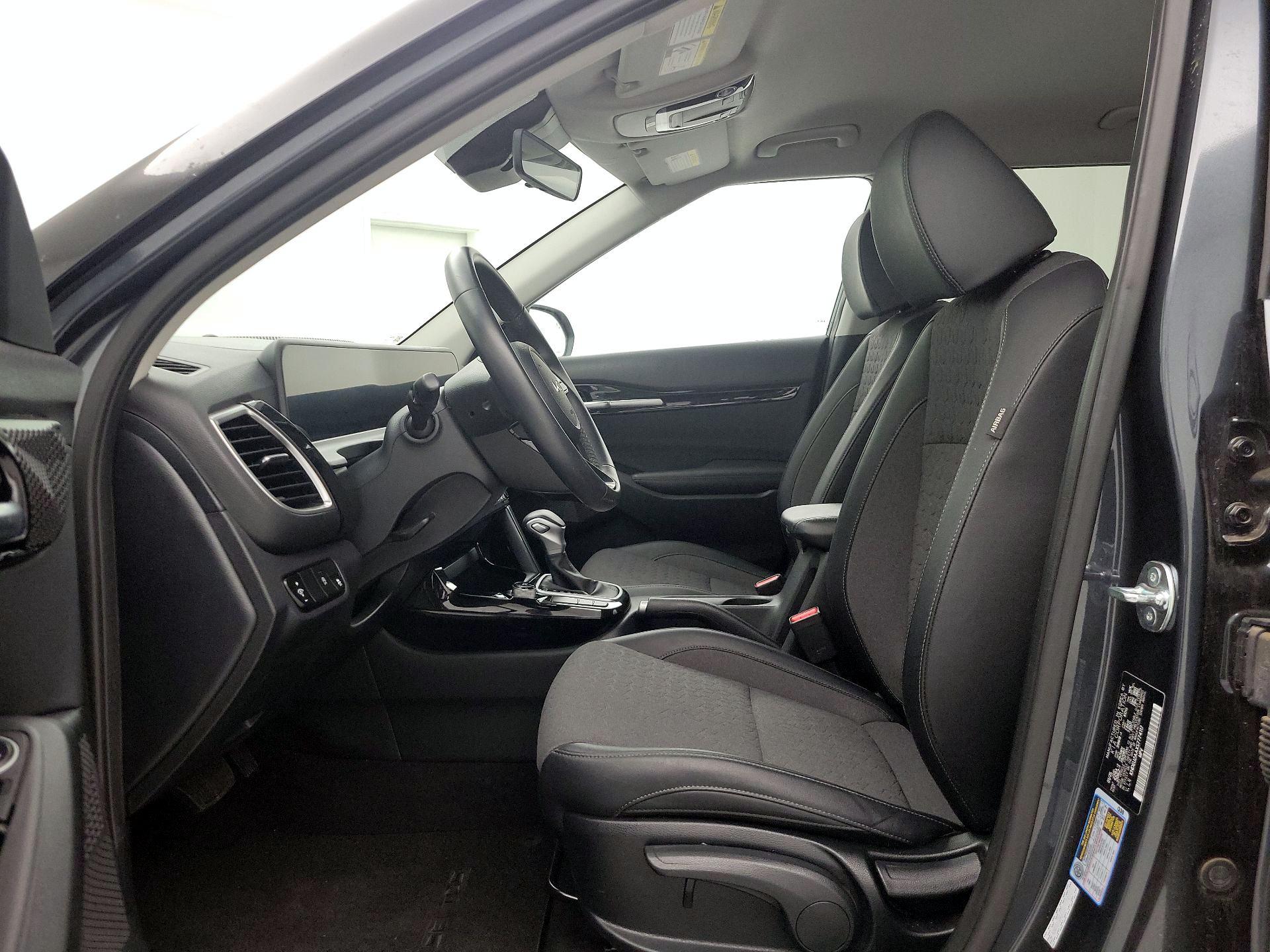 Thumbnail: 2025 Kia Seltos - 11