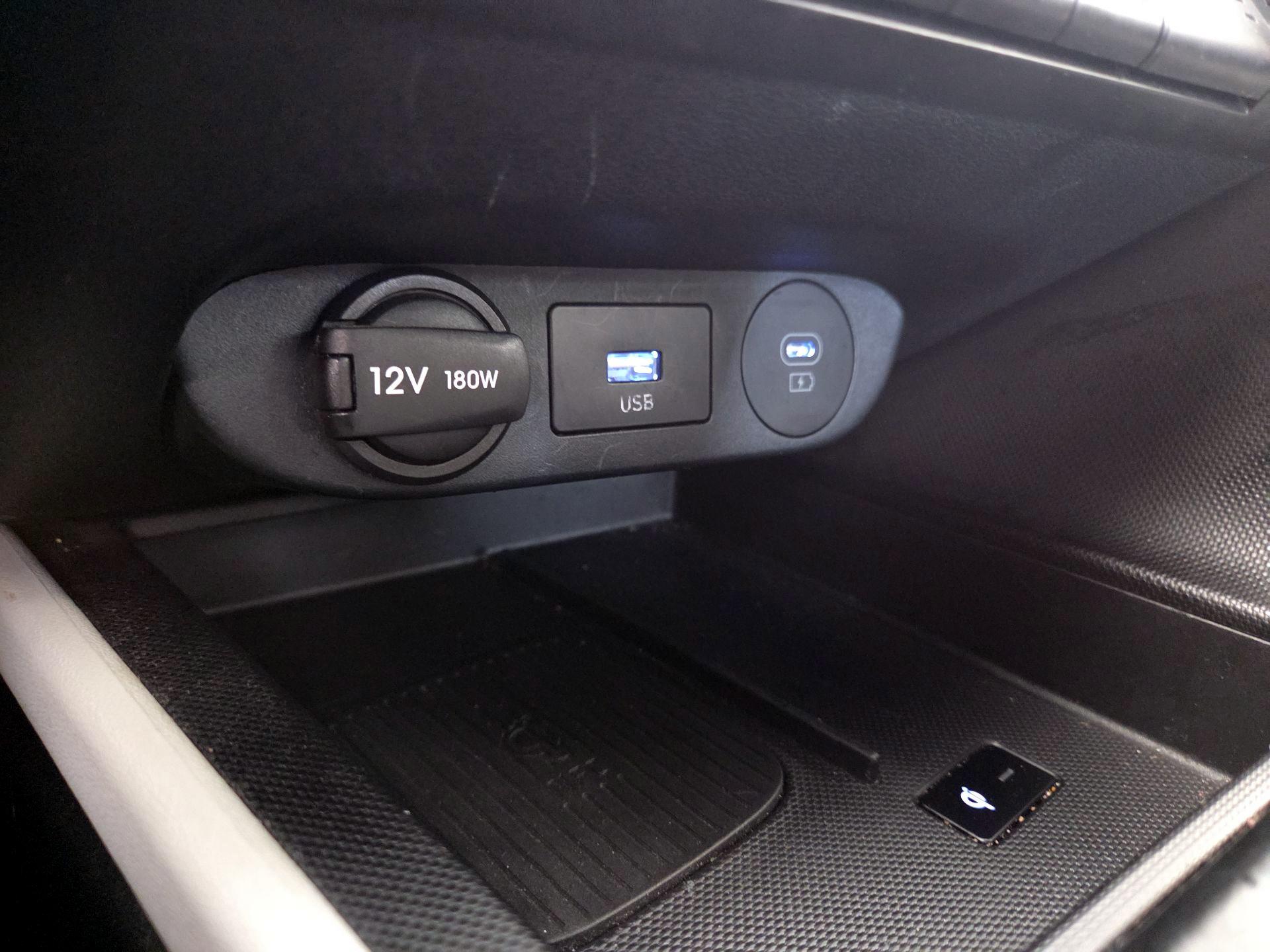 Thumbnail: 2025 Hyundai Elantra - 18