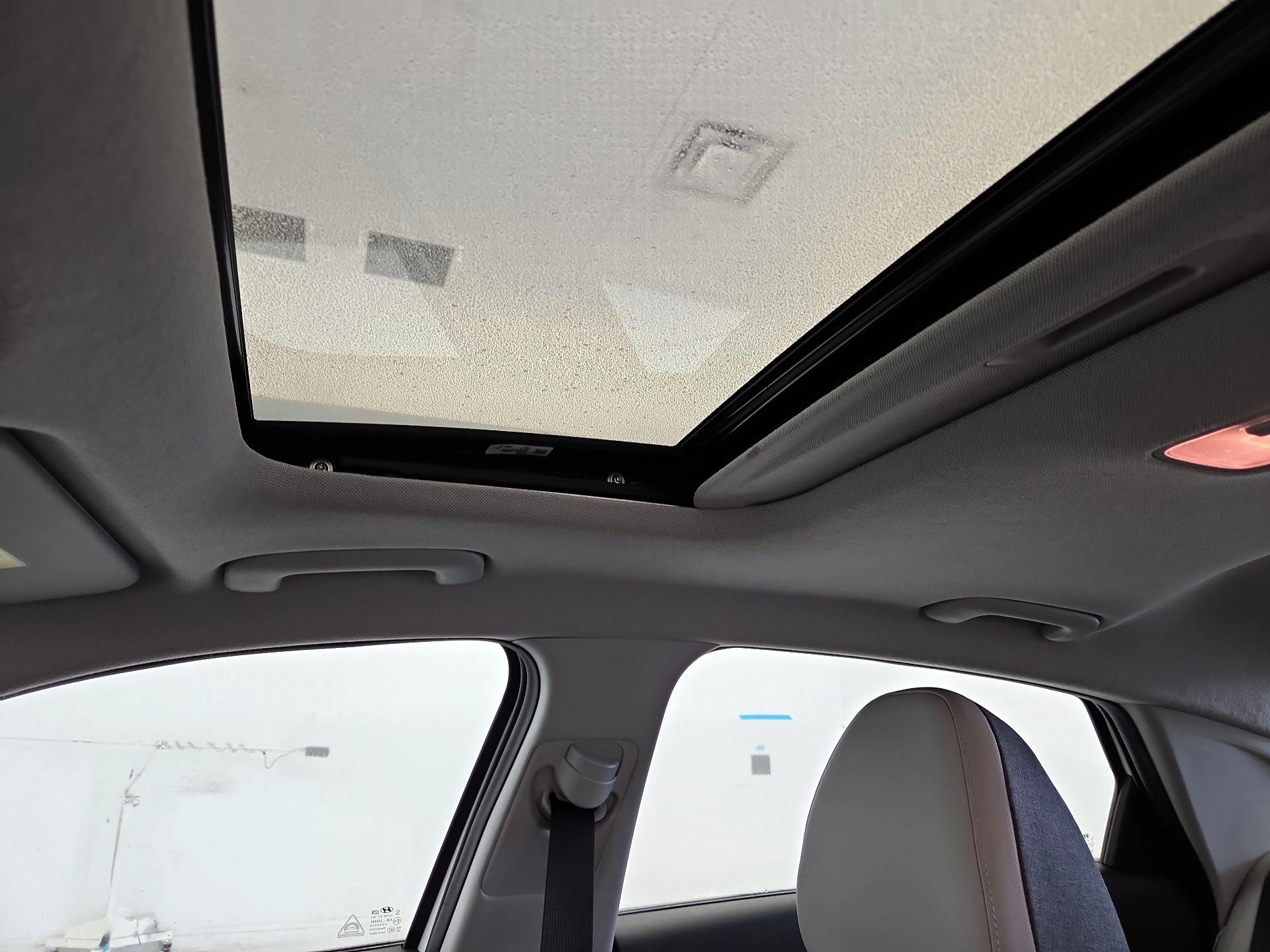 Thumbnail: 2025 Hyundai Elantra - 19