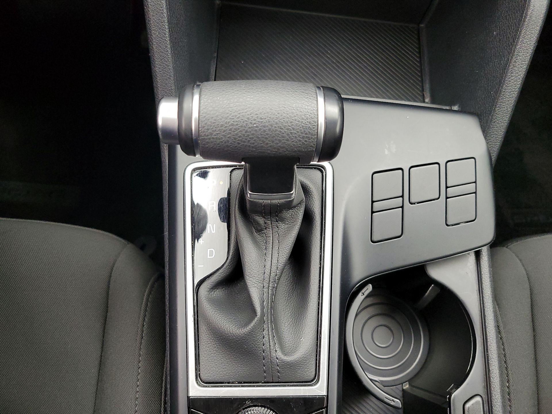 Thumbnail: 2025 Kia Sportage - 17