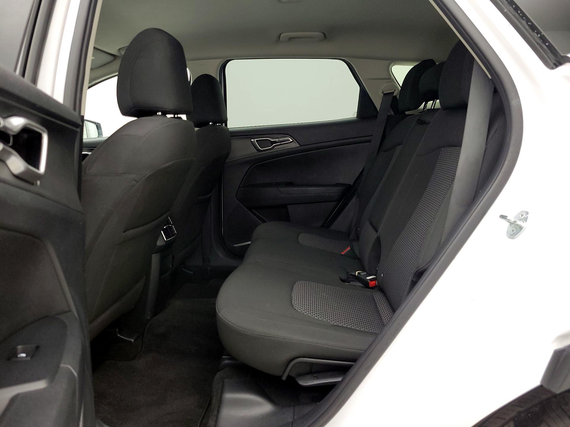 Thumbnail: 2025 Kia Sportage - 19