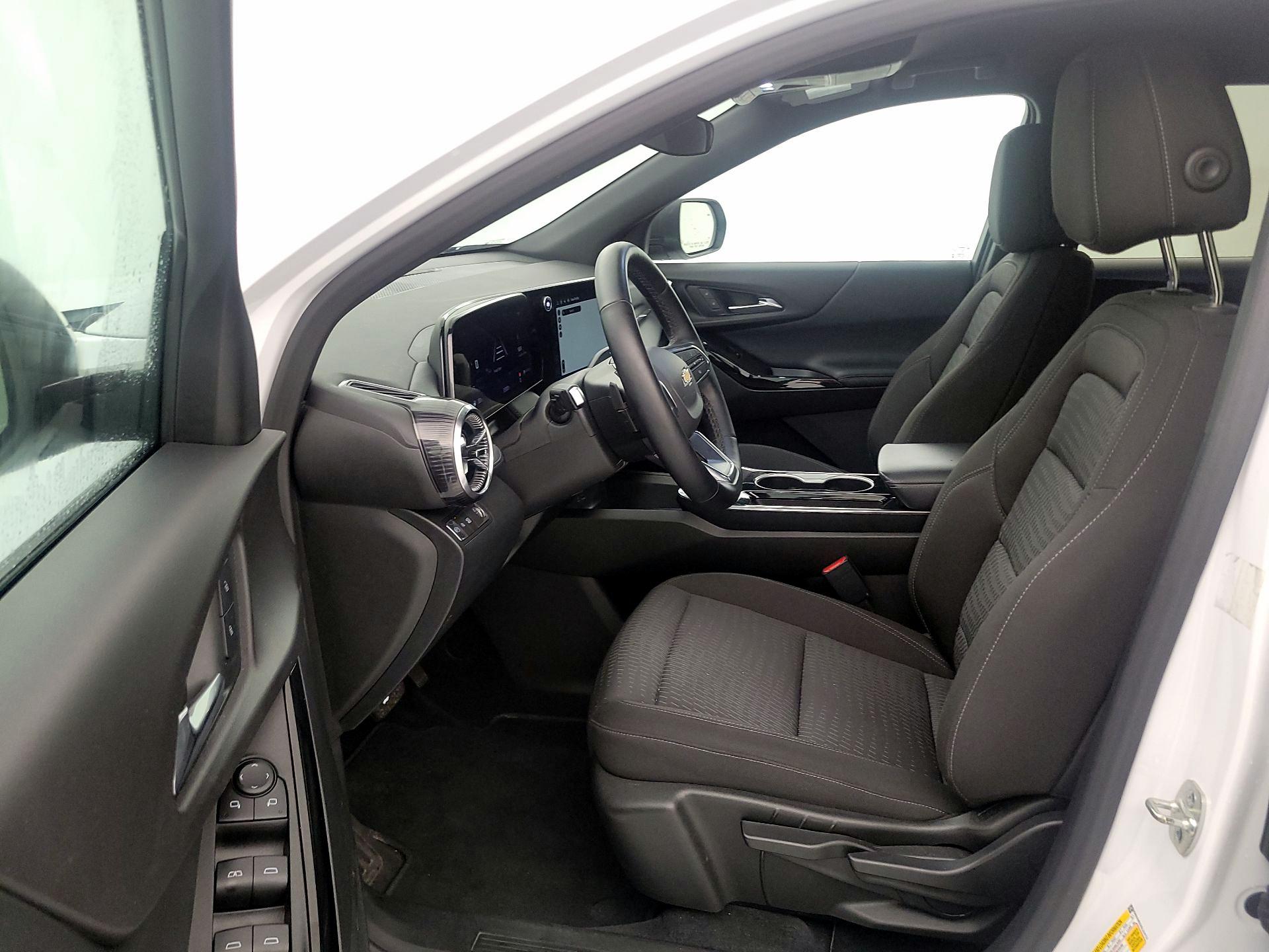 Thumbnail: 2025 Chevrolet Equinox - 11