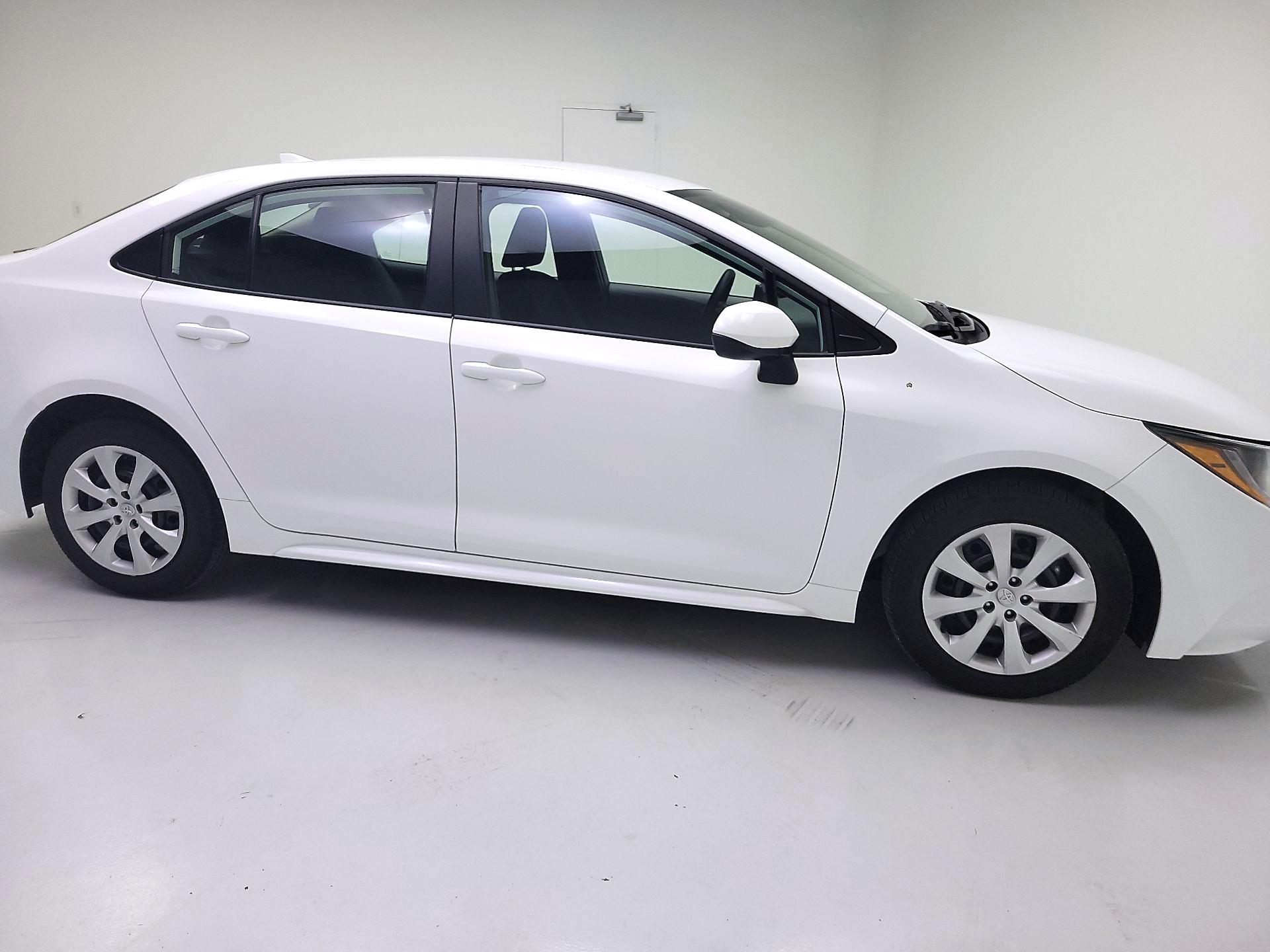 Thumbnail: 2025 Toyota Corolla - 4